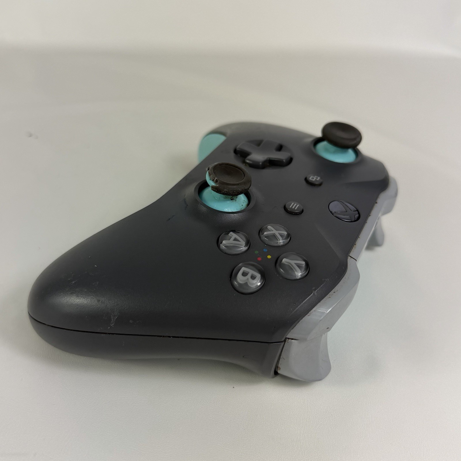 Microsoft Xbox One Wireless Controller Model 1708 Gray Light Blue