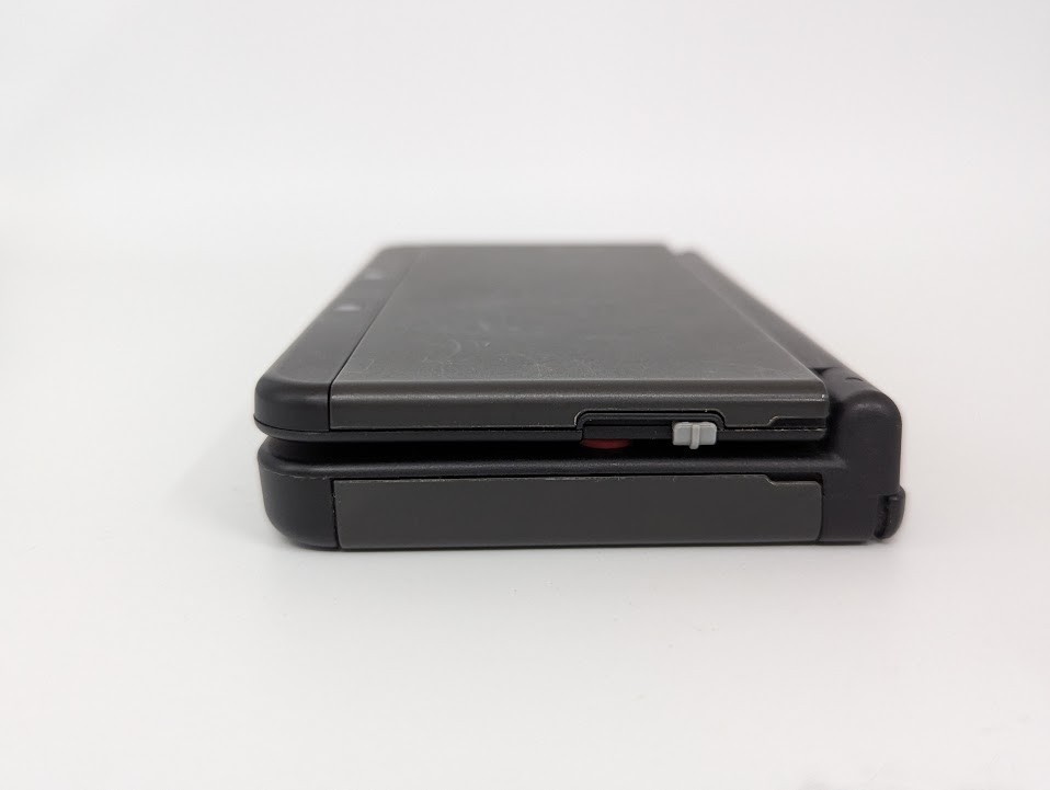 B329 Nintendo New 3DS console Black Japan w/pen fx