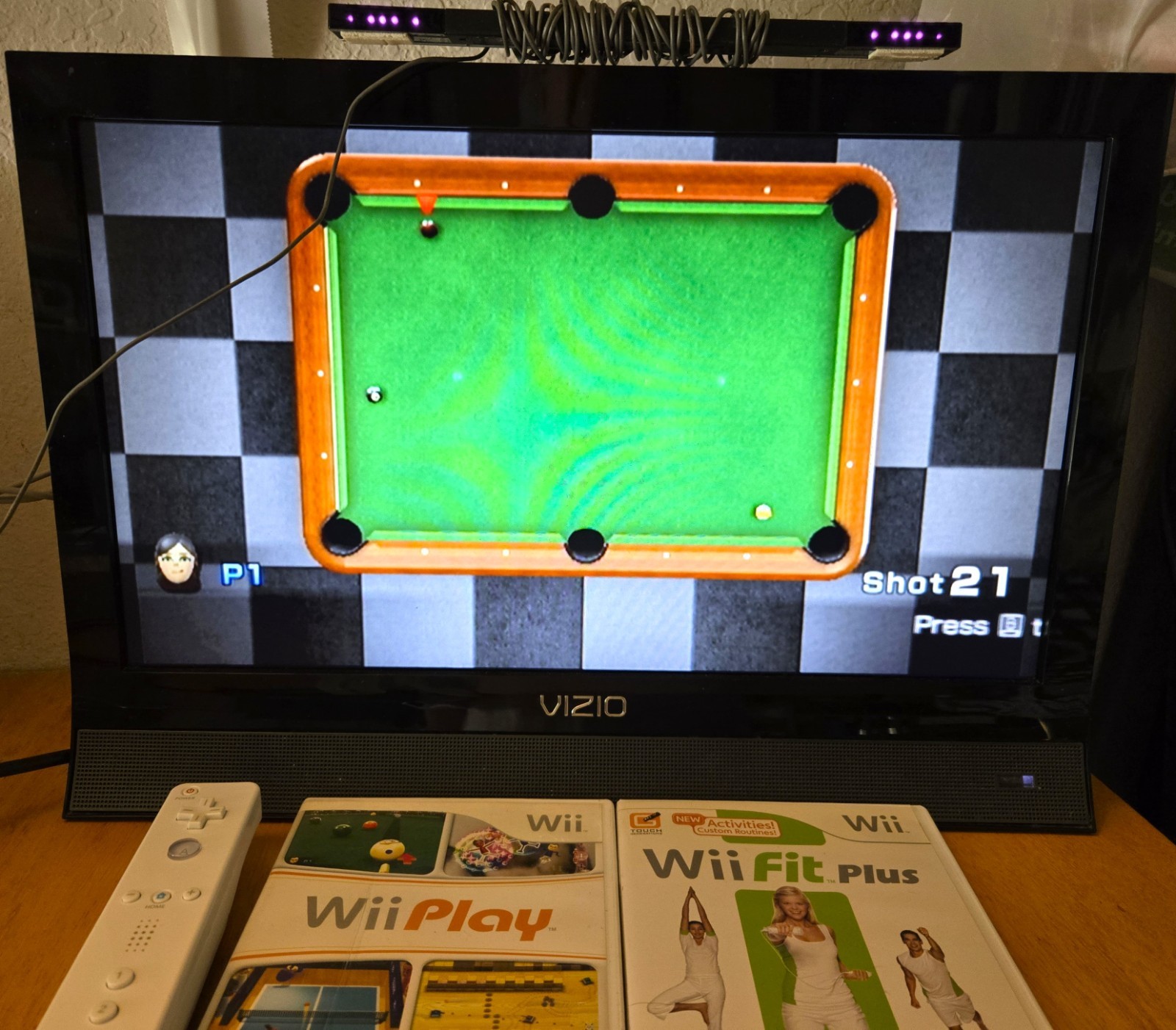 2006 Nintendo Wii RVL-001 512 MB Home Console – White