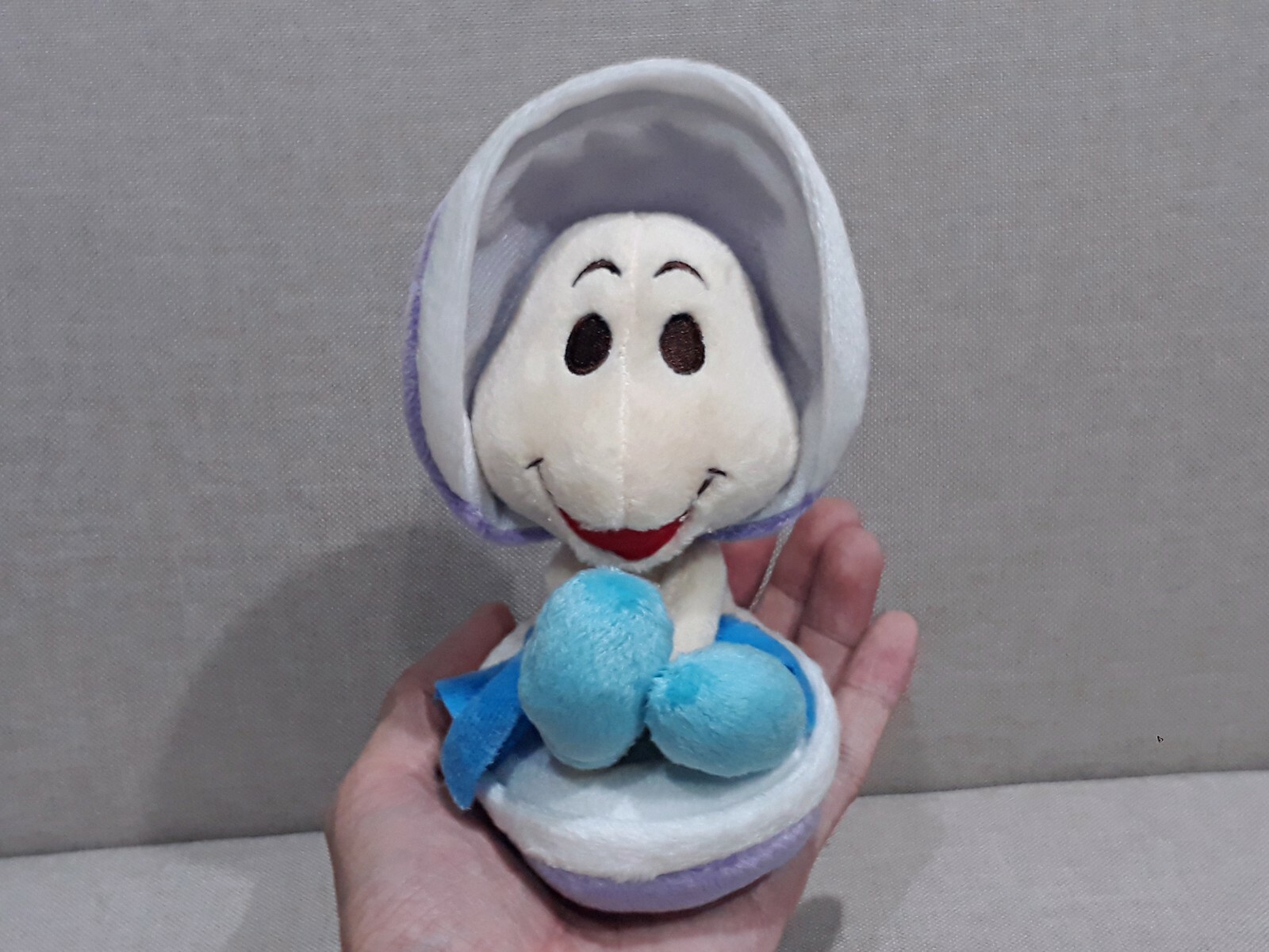 Baby Young Oyster Alice in Wonderland Mascot Plush Doll Keychain Japan 5.5in