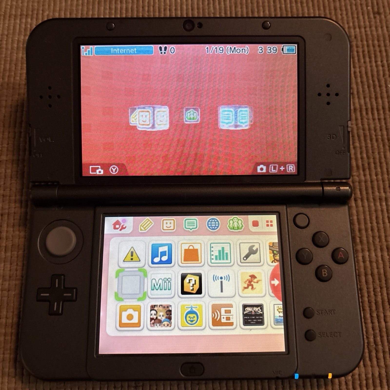 New Nintendo 3DS XL Black/Gray System and Xenoblade Chronicles 3D, C Description