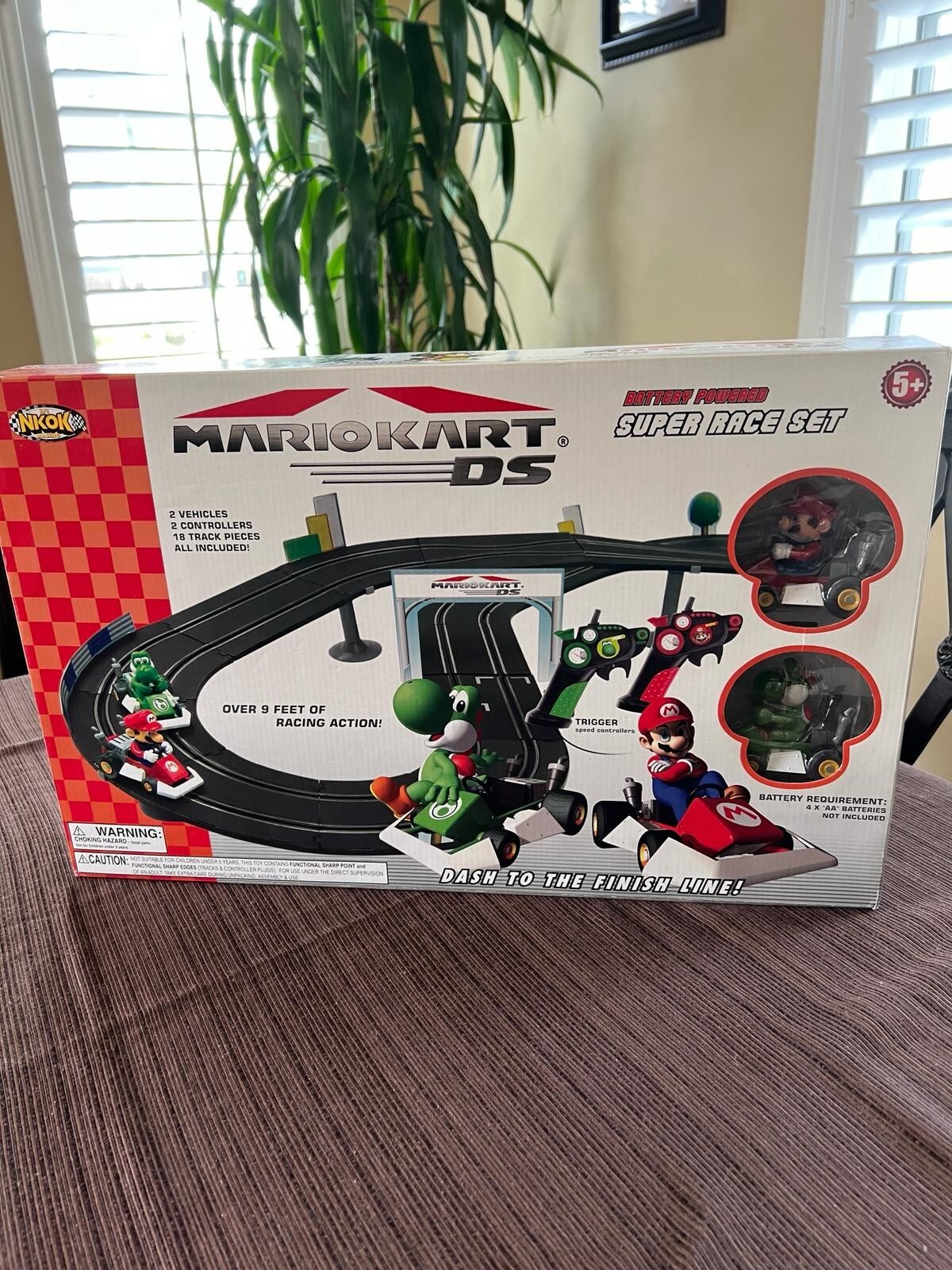 NKOK Super Mario Kart DS Super Race track Set Donkey Kong Battery Powered NEW