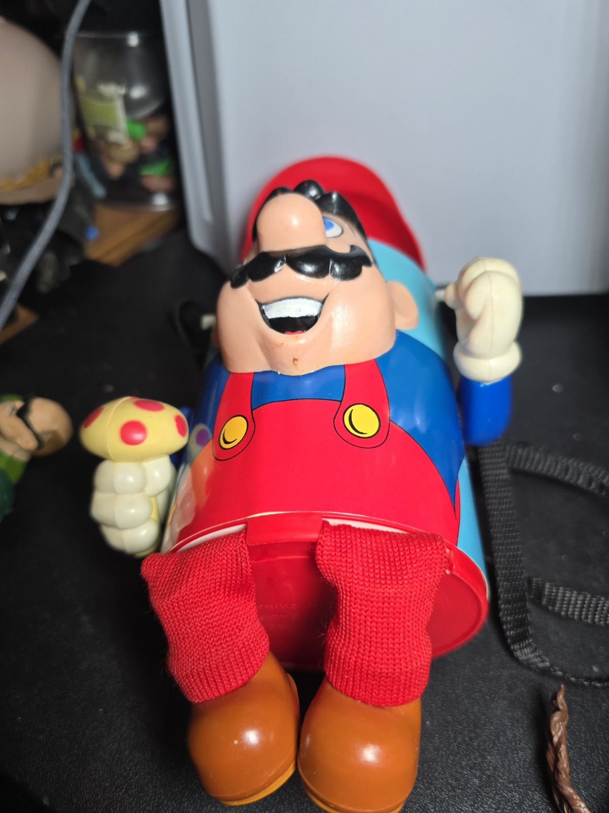 Nintendo Super Mario Bros. Kooler Puppet 1989 Video Game Collectibles