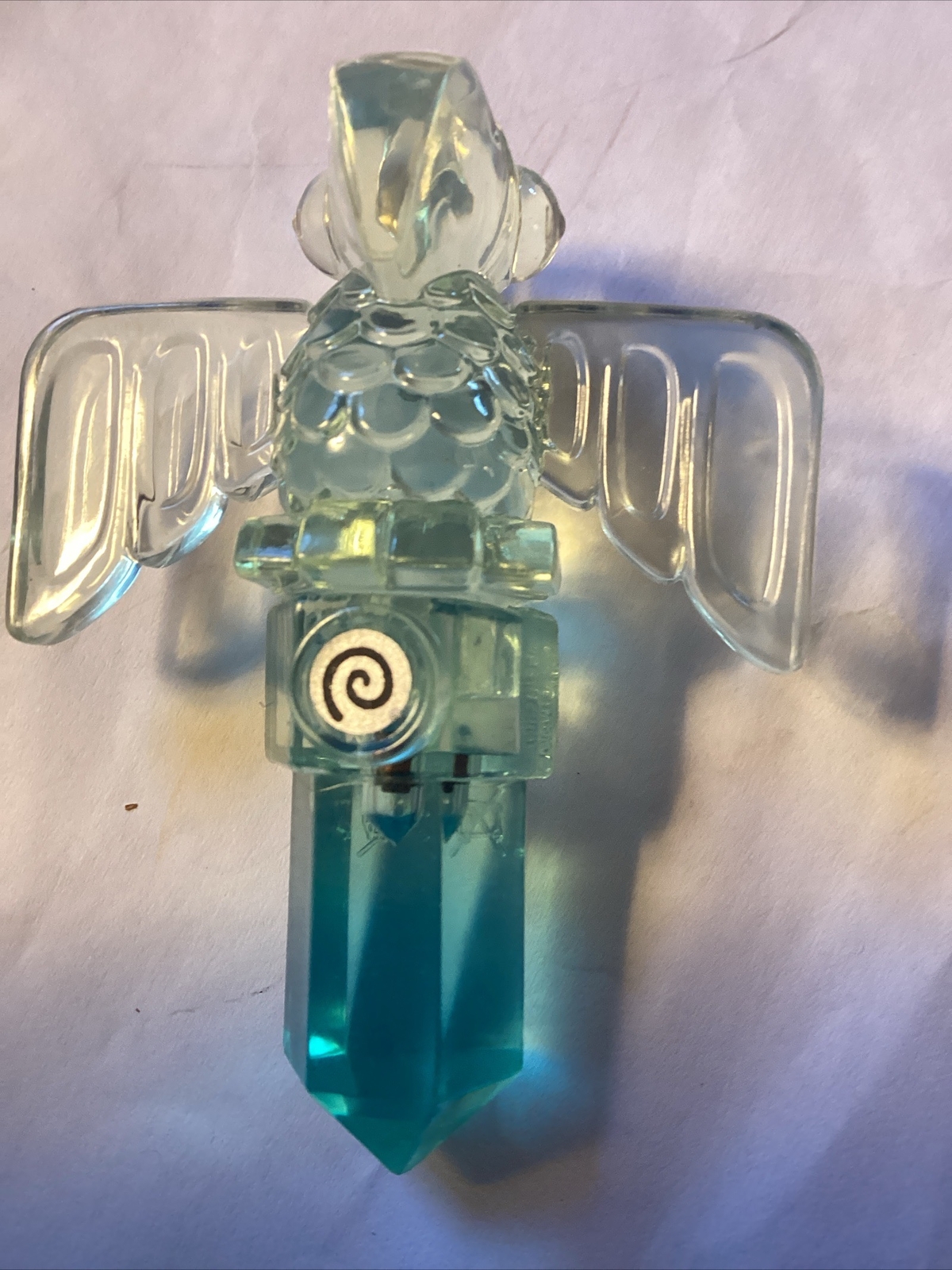 Breezy Bird Air Trap Toucan shaped Traptanium Crystal Skylanders