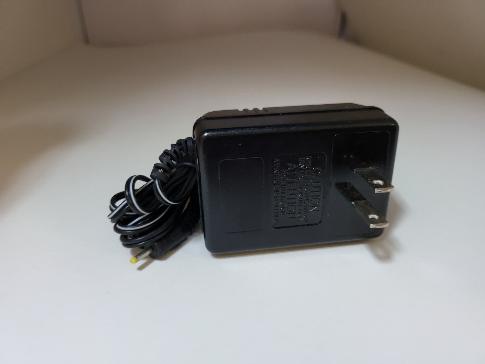NEW Black 3V 200 mA AC Power Adapter for Nintendo Game boy Color Console #P40