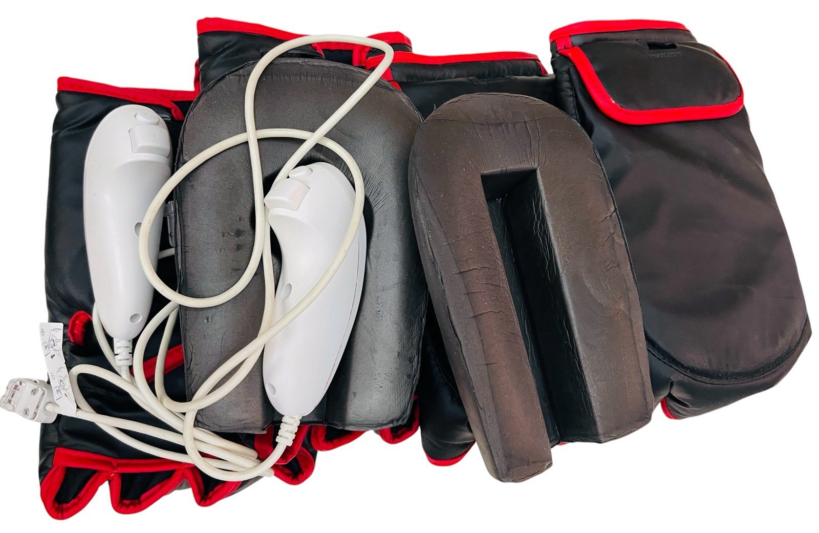 CUSTOM LOT Wii NINTENDO 2 NUNCHUK CONTROLLERS 2 PAIR Wii SPORTS BOXING GLOVES