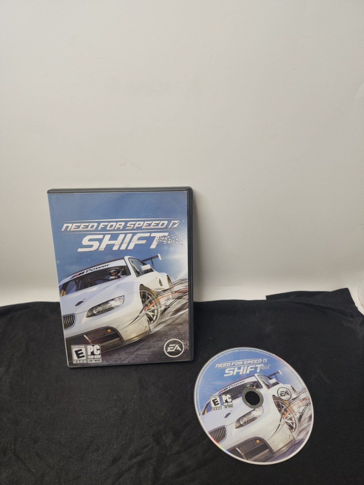 Need For Speed Shift PC DVD-ROM SOFTWARE 2009 EA (T55)