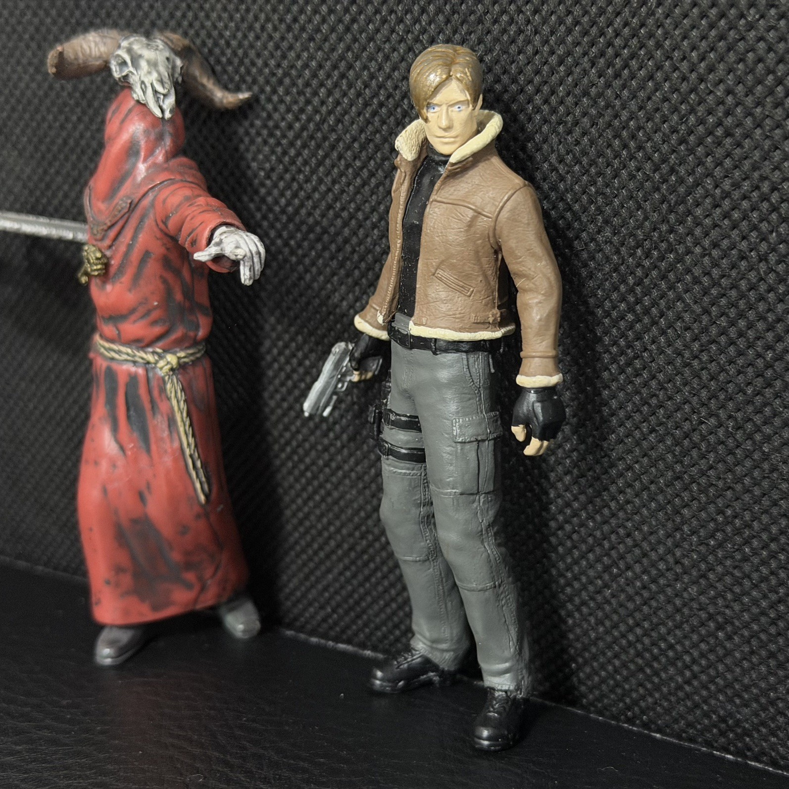 Agatsuma Resident Evil 4 MiniFigure Zombie Rare Biohazard Krauser Leon Ada