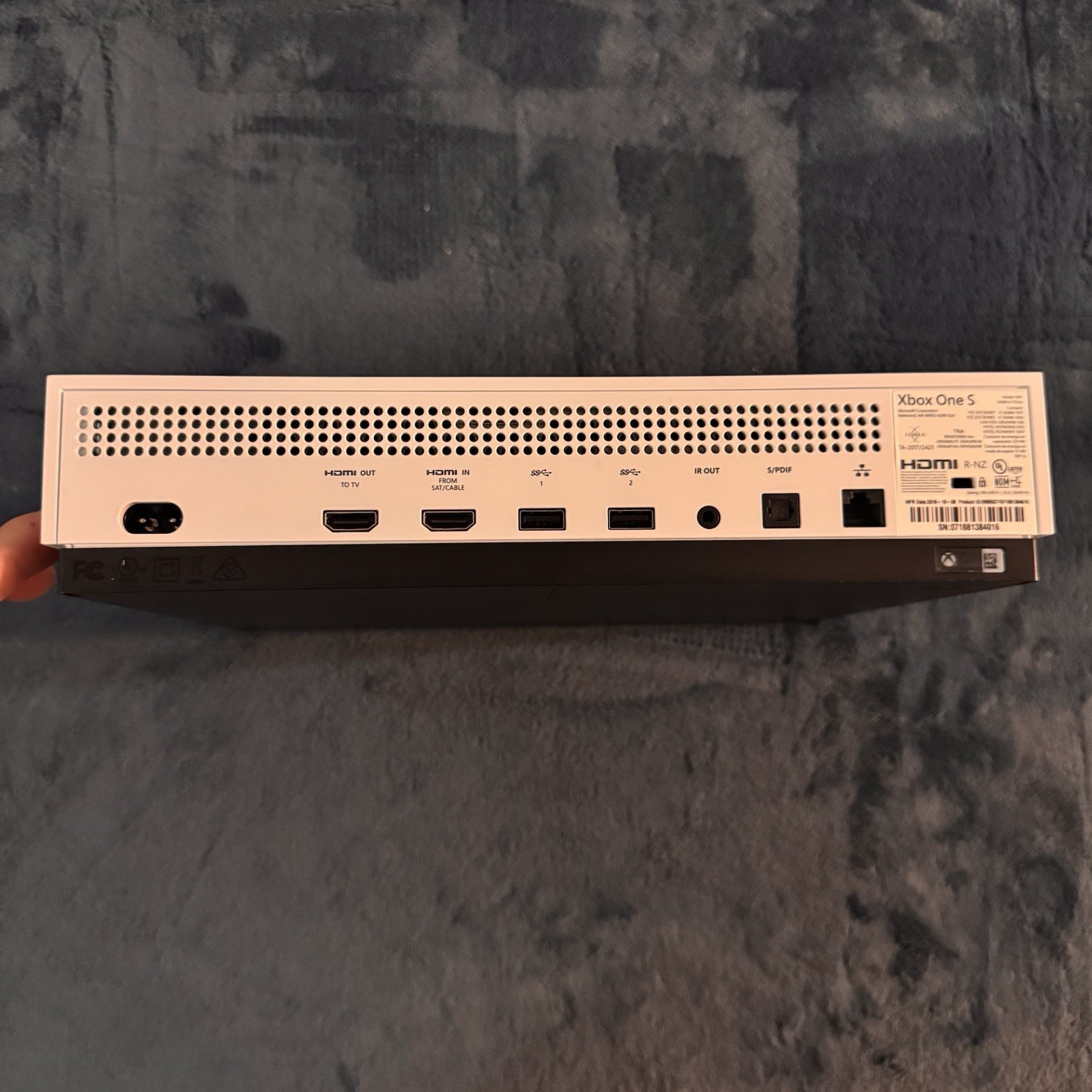 Xbox One S 1TB White Console 1681 | White Controller, Cables Tested & Working