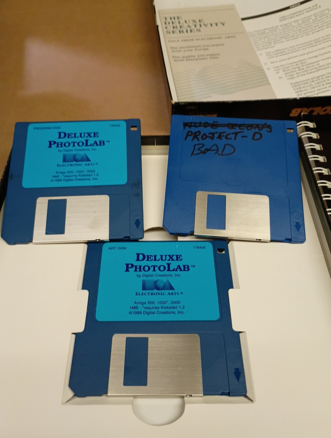 Deluxe PhotoLab Amiga 500 1000 & 2000 Art Software EA Electronic Arts