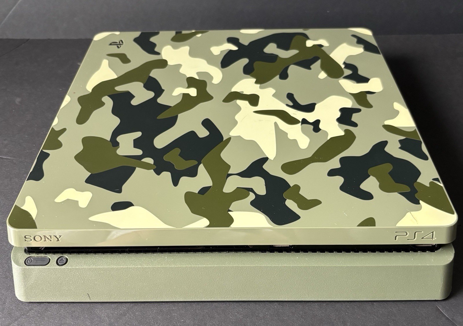 PS4 Slim Call of Duty WWII LE 1TB Green Camo Camouflage Tested with Games
