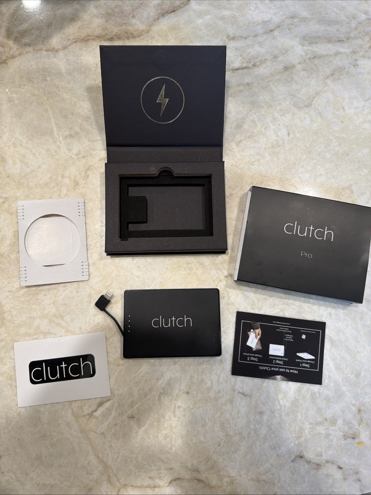 CLUTCH PRO Lightning Magnetic Portable Charger 5000mAh Powerbank MagSafe Black