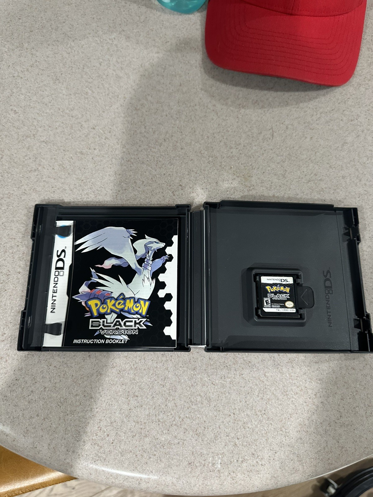 Pokemon Black Version (Nintendo DS, 2011) CIB Complete In Box Authentic-Tested!