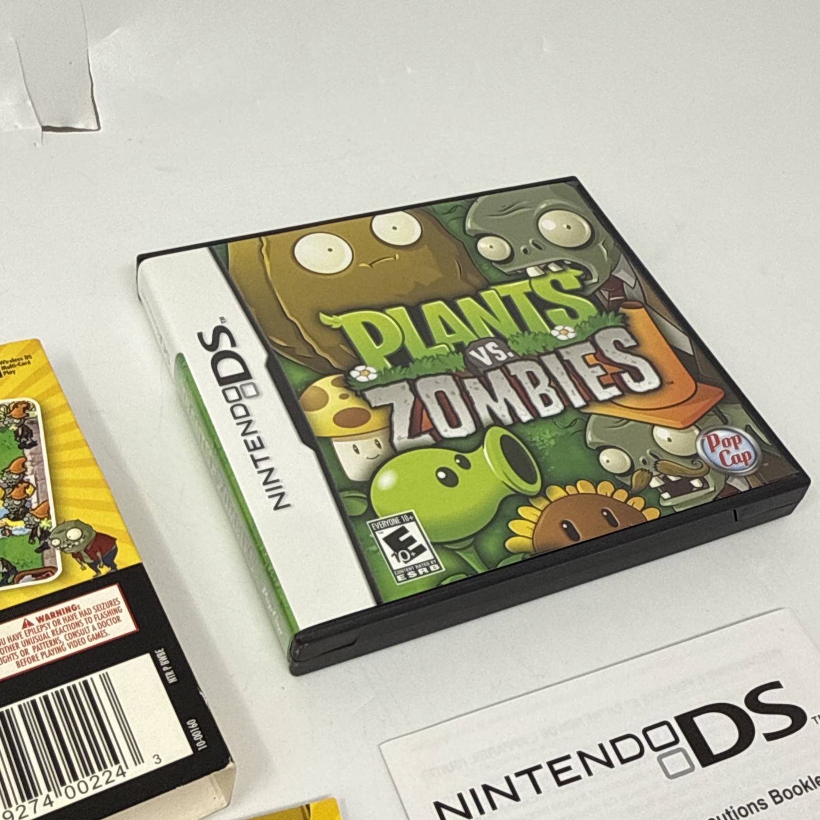 Plants vs. Zombies Nintendo DS Case, Manual, Outer Sleeve Only – NO GAME