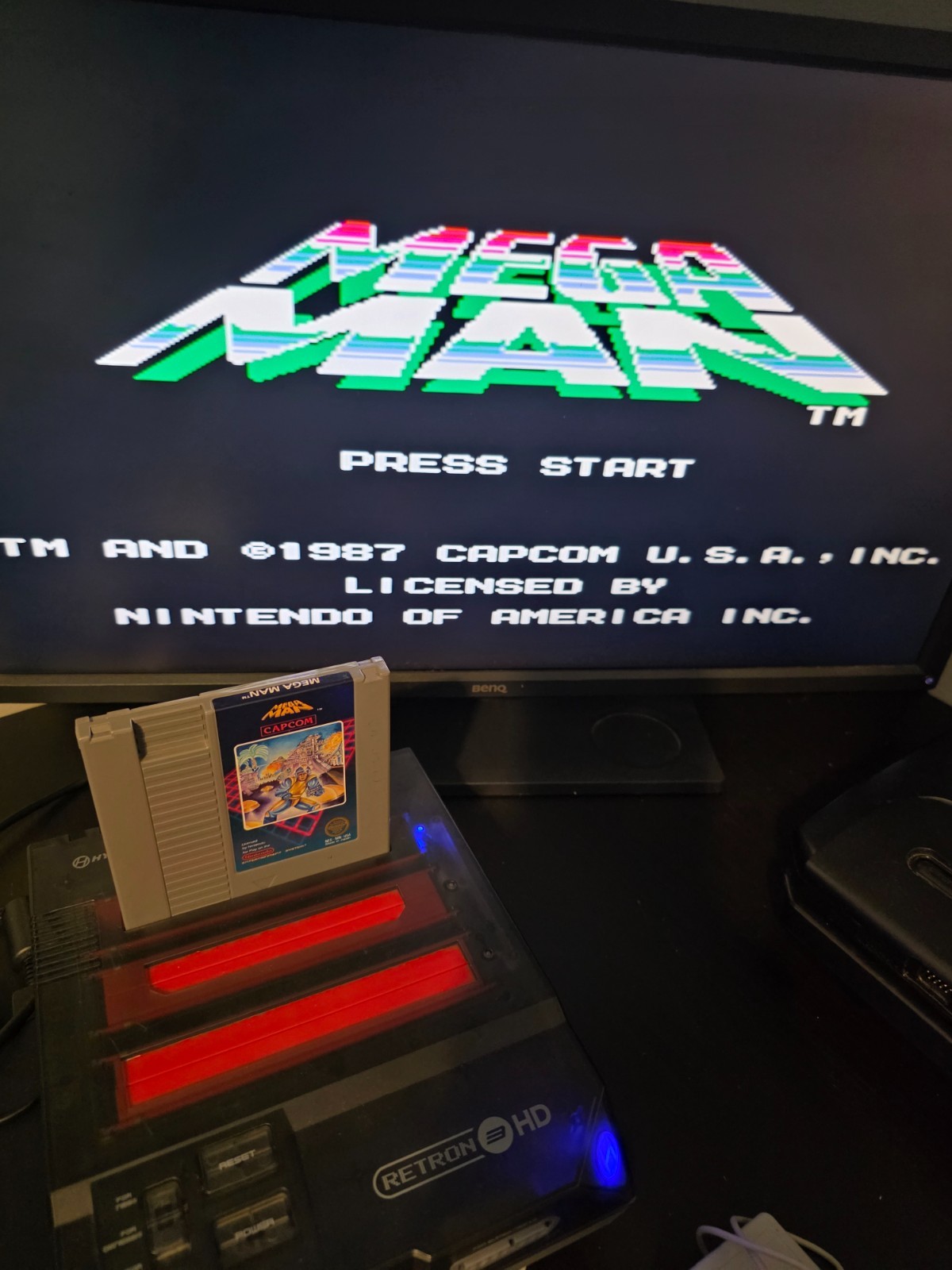 Capcom Mega Man Working Cartridge and Manual Nintendo NES Game