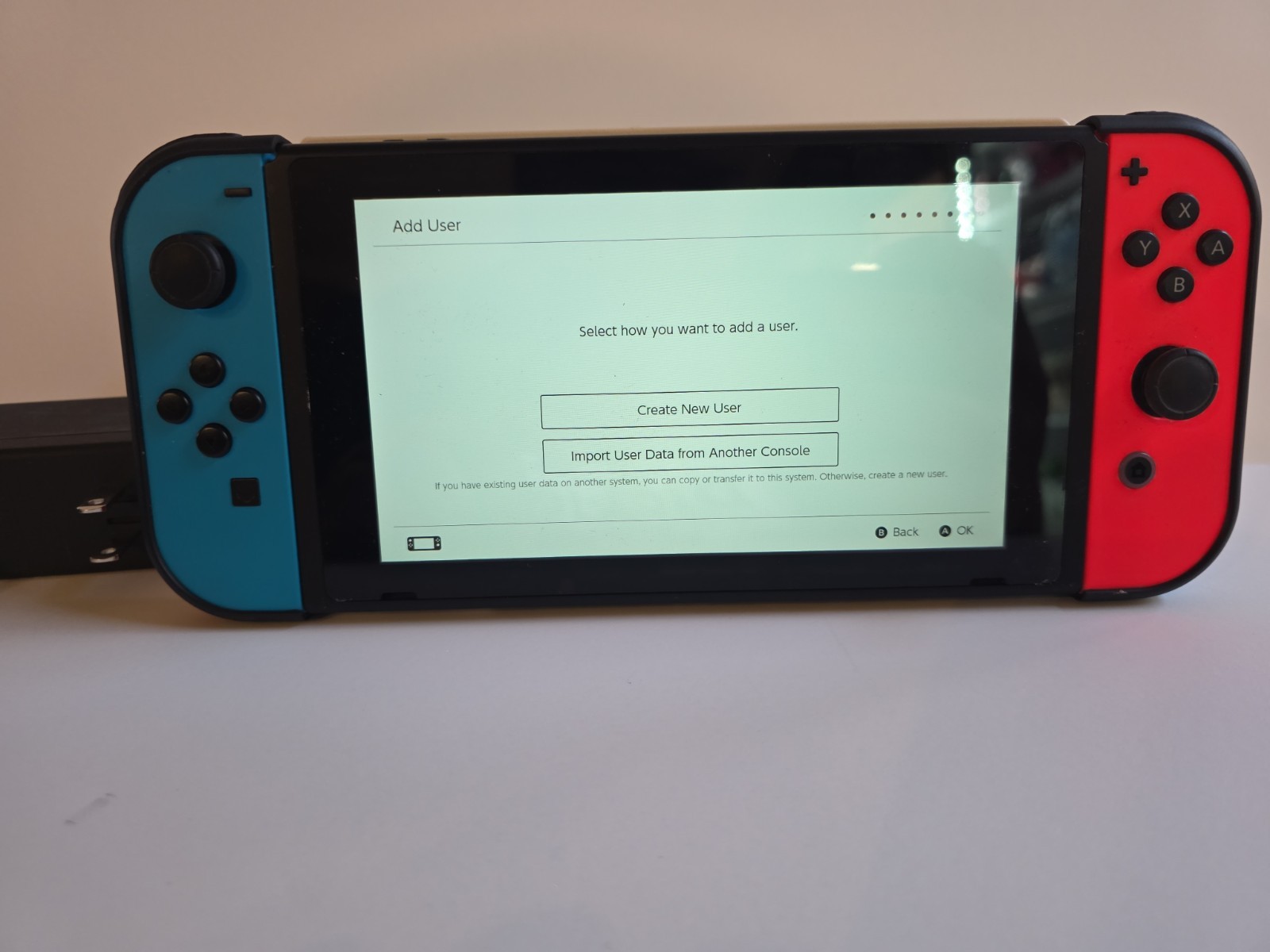 Nintendo Switch Console 32gb Neon Red/Blue Joy-Con Dock HDMI