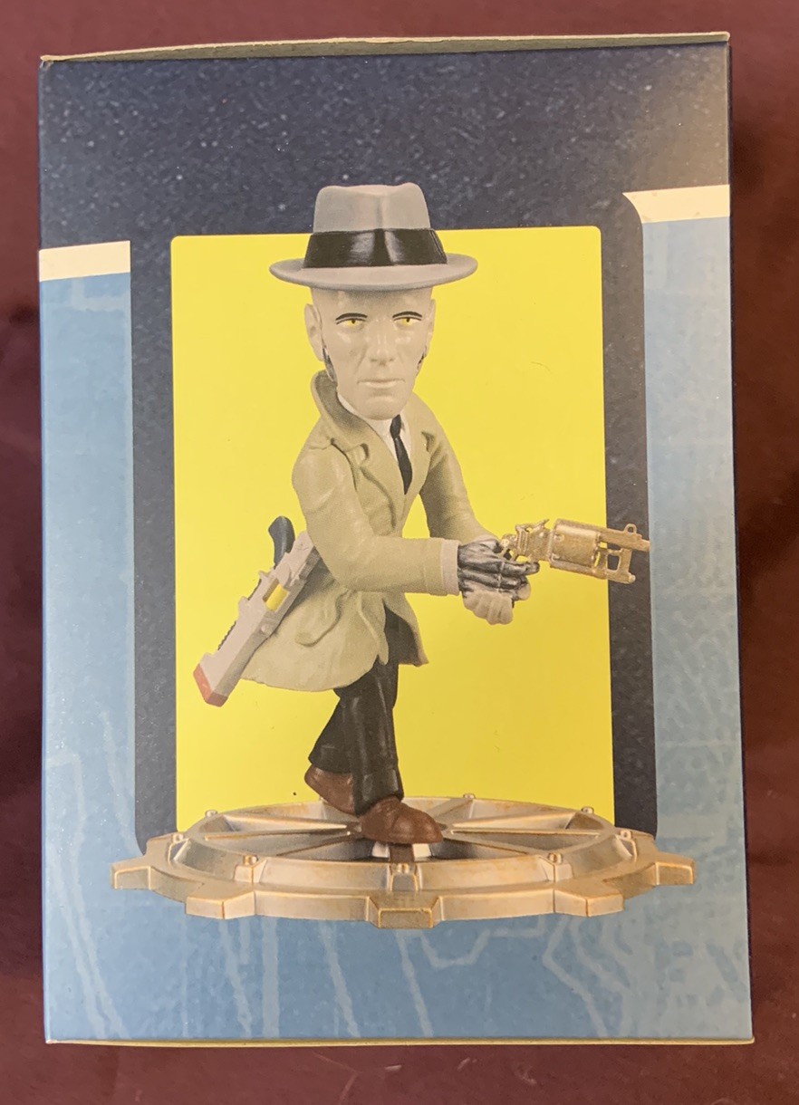 Loot Crate Fallout Screen Shots Nick Valentine figurine, Bethesda from 2017