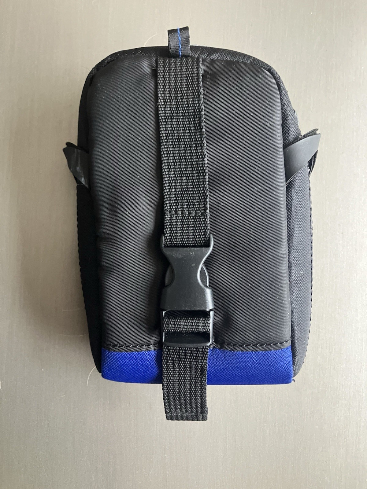Nintendo DS Lite Black Blue Storage Gamer Padded Travel Case