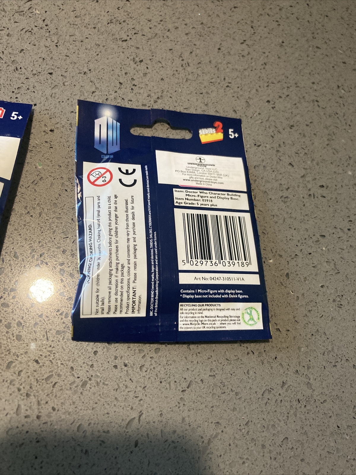 2:NEW BBC Sci-Fi DOCTOR WHO Series 1 And 2 Micro Figure Blind Bag