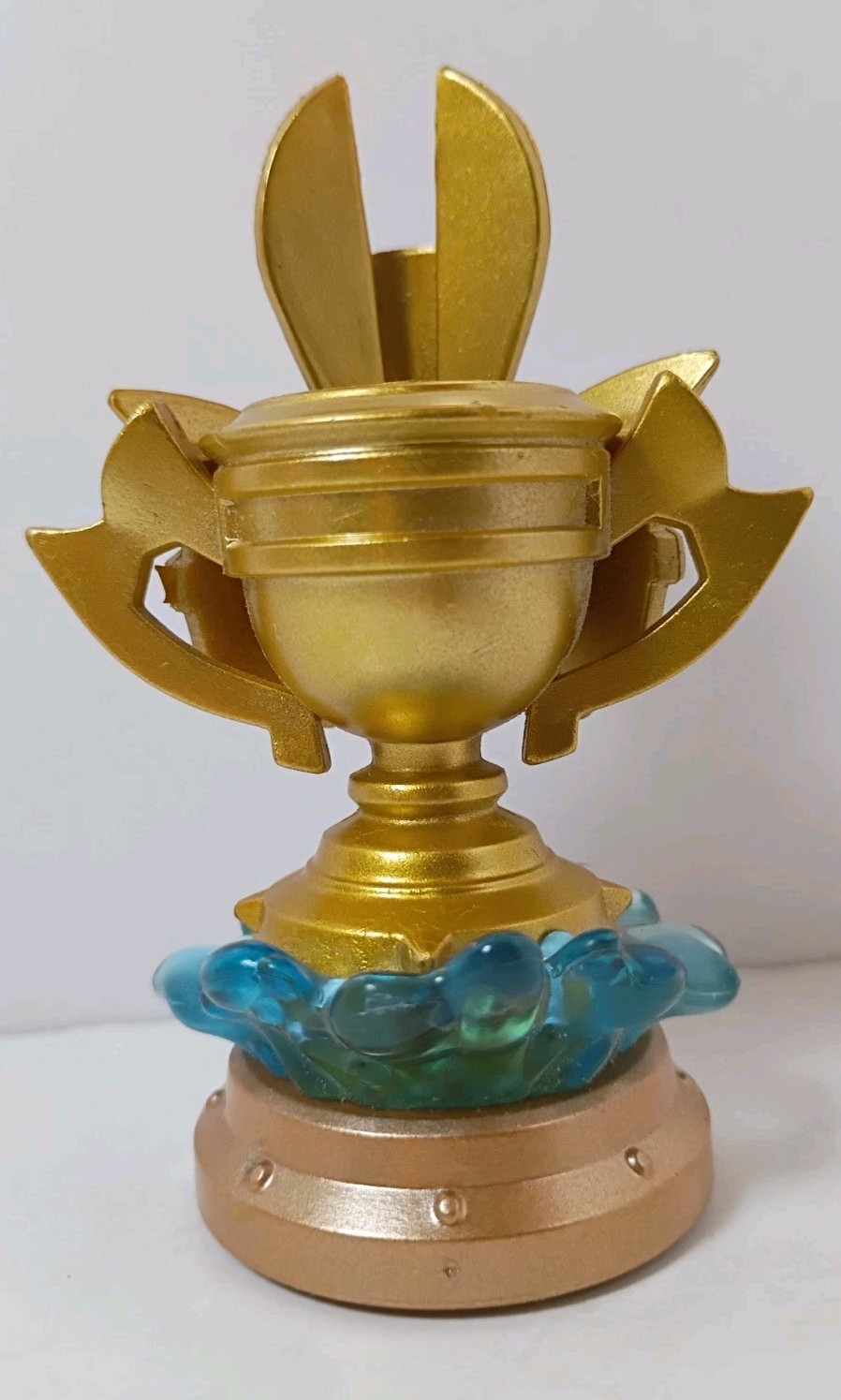 Skylanders Superchargers Golden Queen Sea Trophy Figure Loose