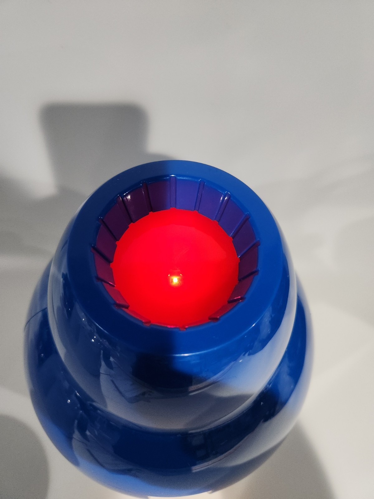 ThinkGeek Mega Man Mega Buster Replica LEDs & sound with NO stand NO box Megaman