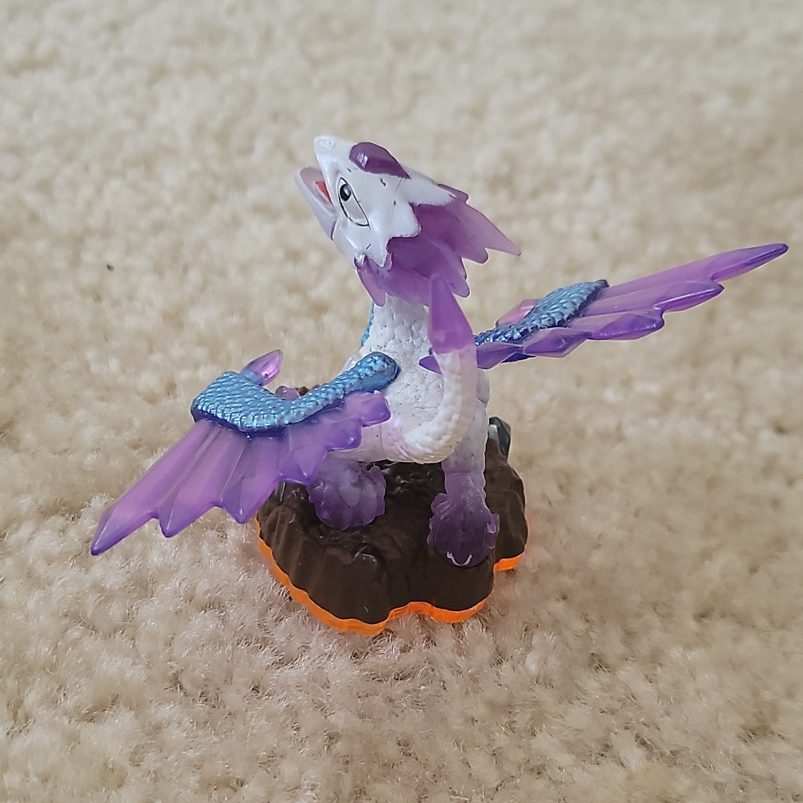 Skylanders Giants Flashwing Character Figure with Translucent Wings