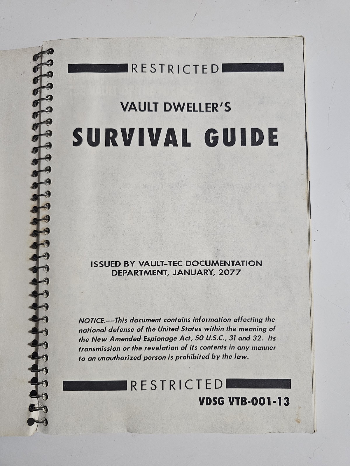Fallout 1 Vault Dweller’s Survival Guide Original 1997 VDSG VTB-001-13