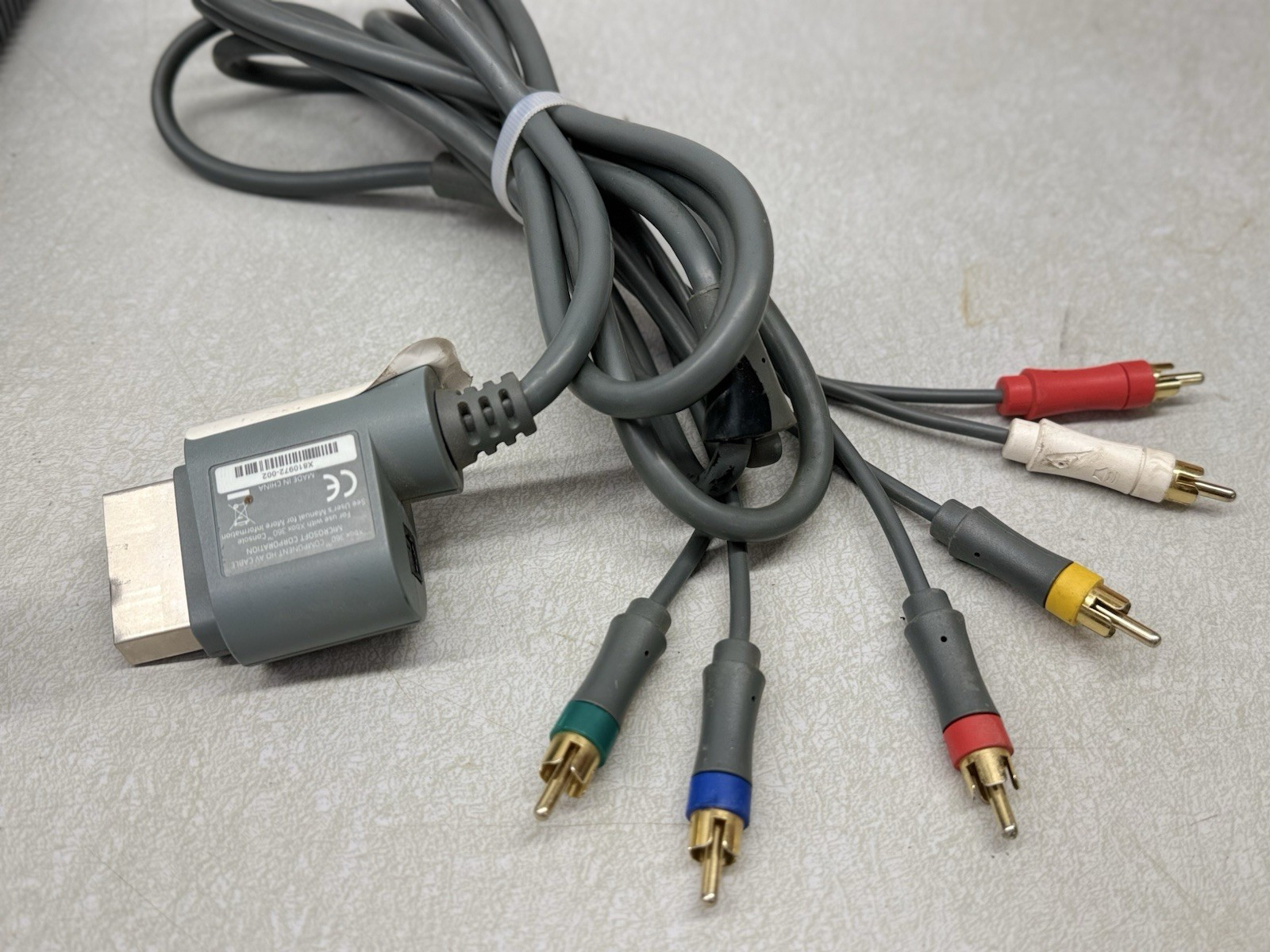 Black XBOX 360 120GB HDD Video Game Gaming Console Cords Cables