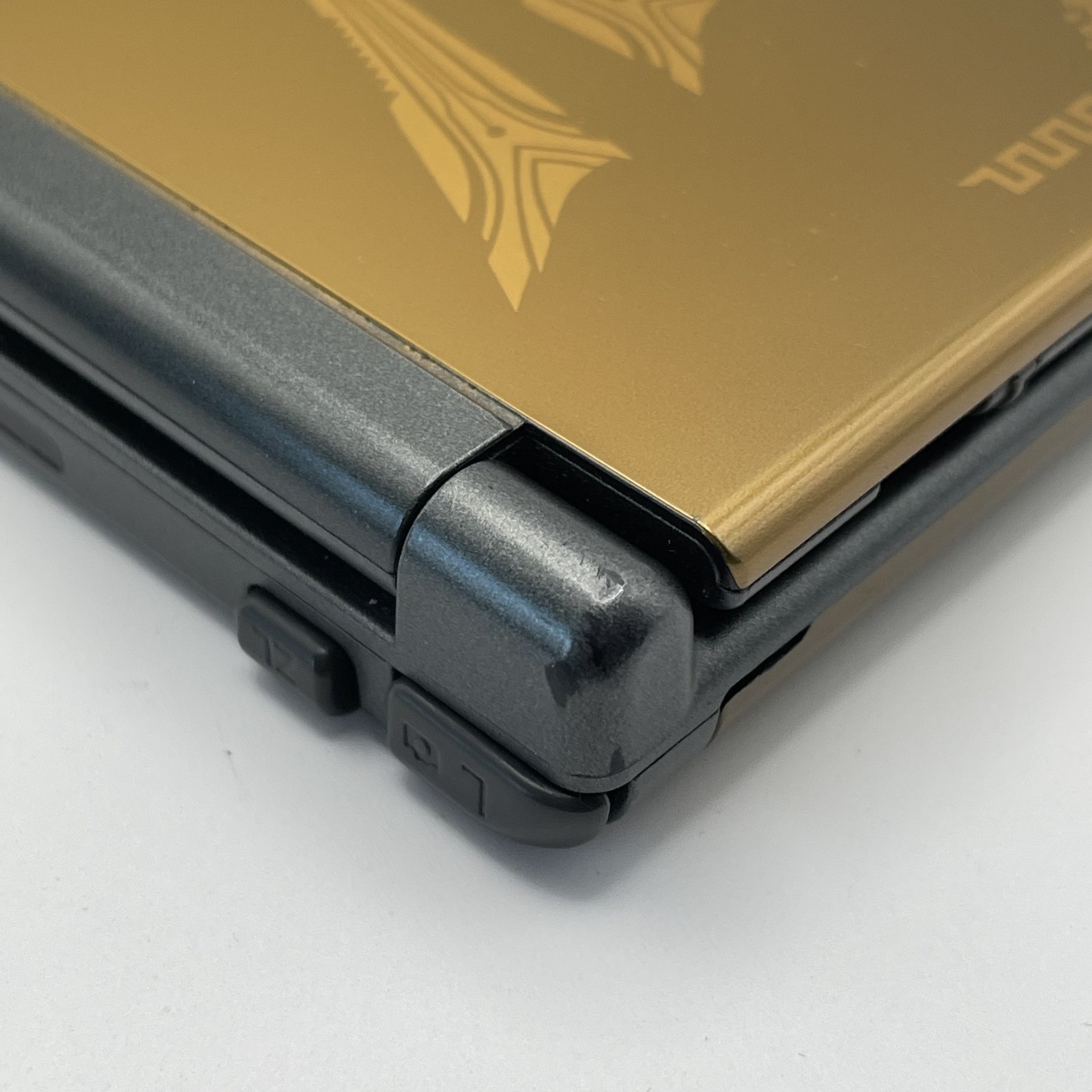 Nintendo New 3DS XL Hyrule Edition Gold Handheld System- CIB- Bottom IPS?