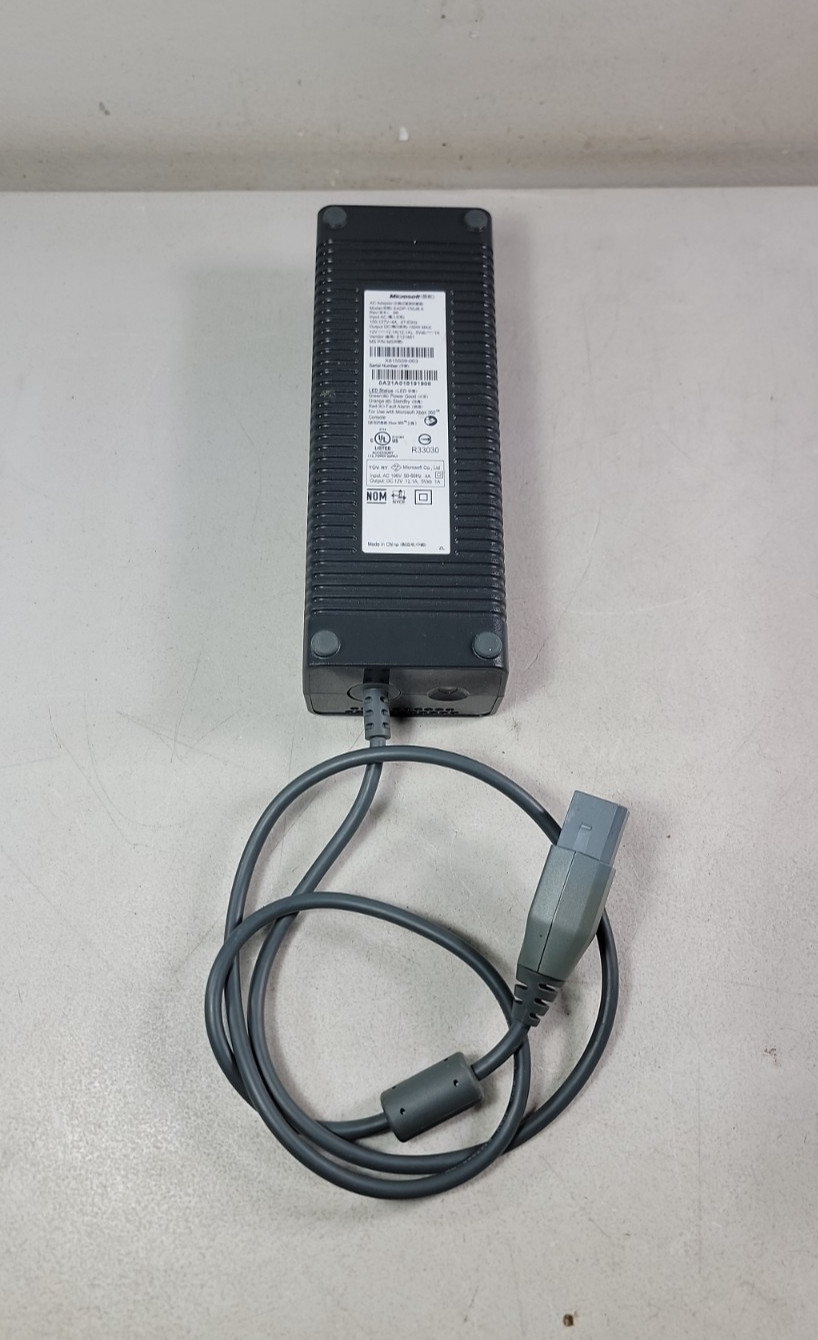 X-BOX 360 CONSOLE (UNTESTED, AS IS, PART OR REPAIR)