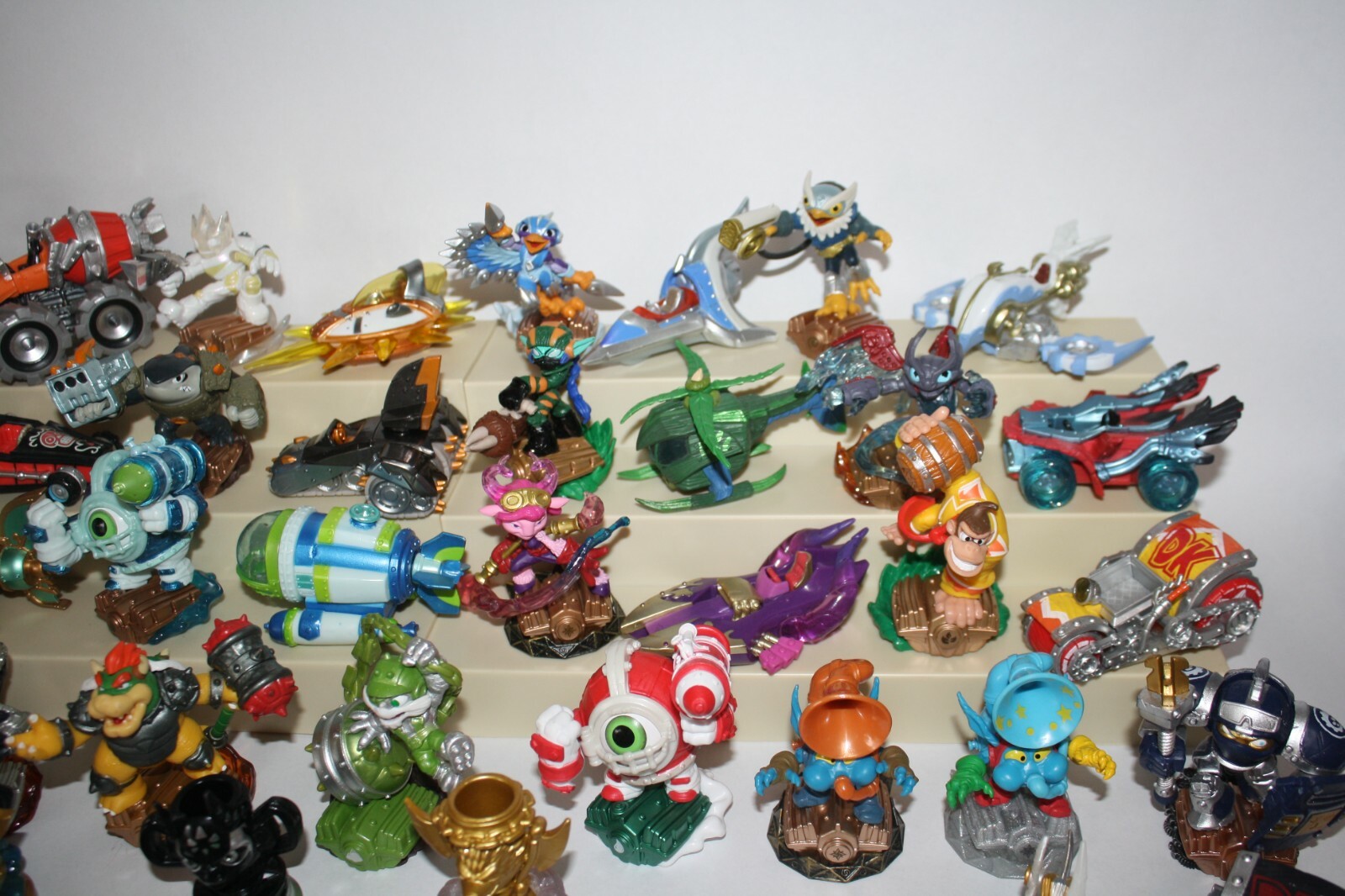 Skylanders Superchargers Figures Buy 4 Get 1 Free Finish Your Set Free Shipping