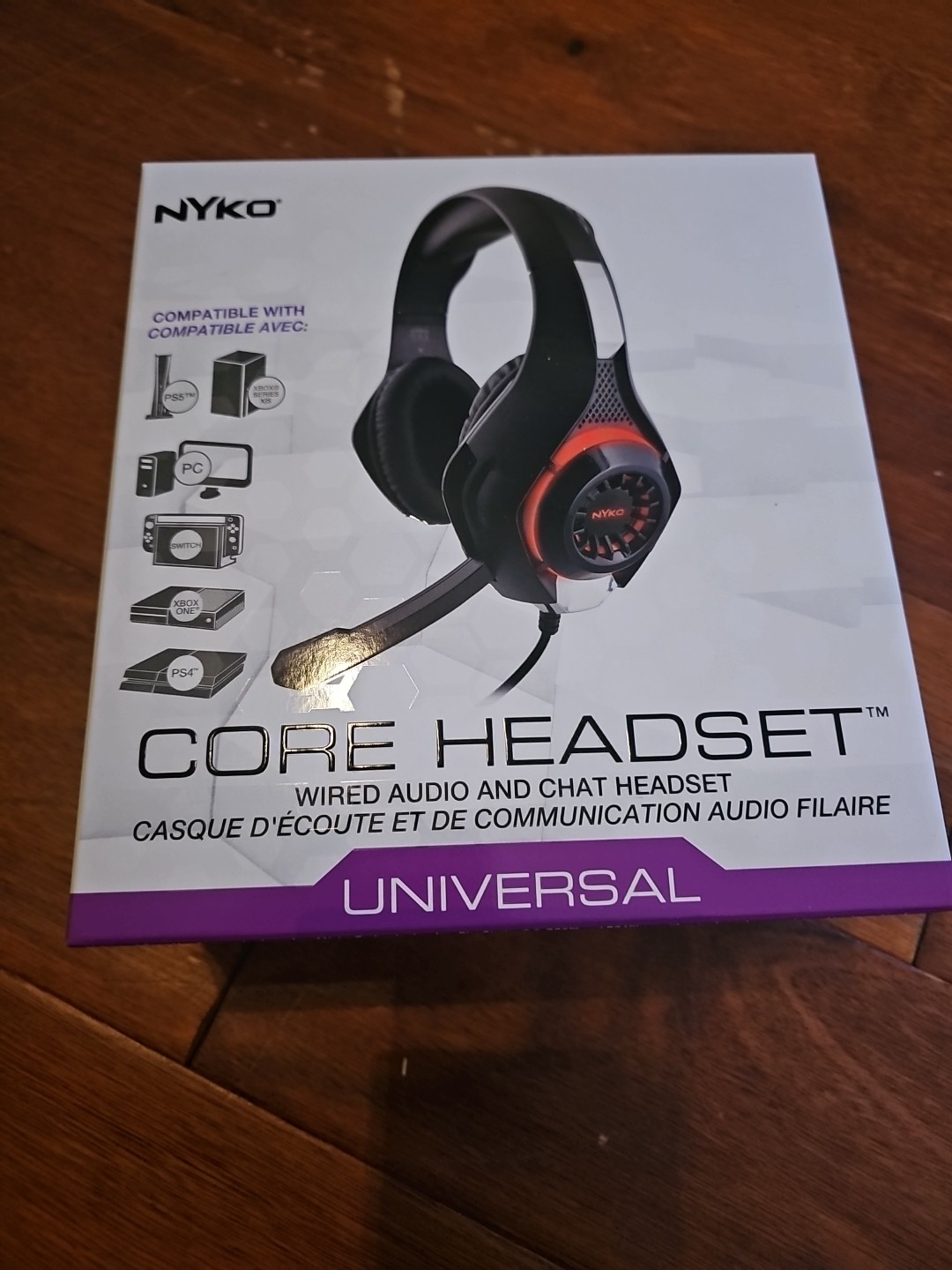 Nyko Core Headset- Universal All Console Gaming Headset – Lights Up 3.5mm Audio