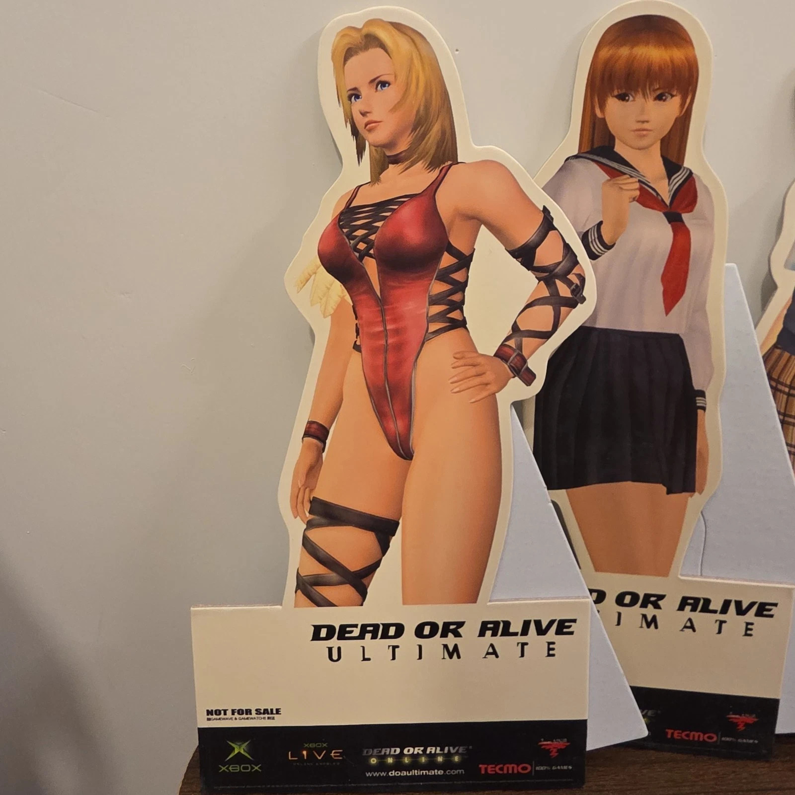 Dead Or Alive Ultimate Xbox Live Original Counter Standee Girls 8x Complete set