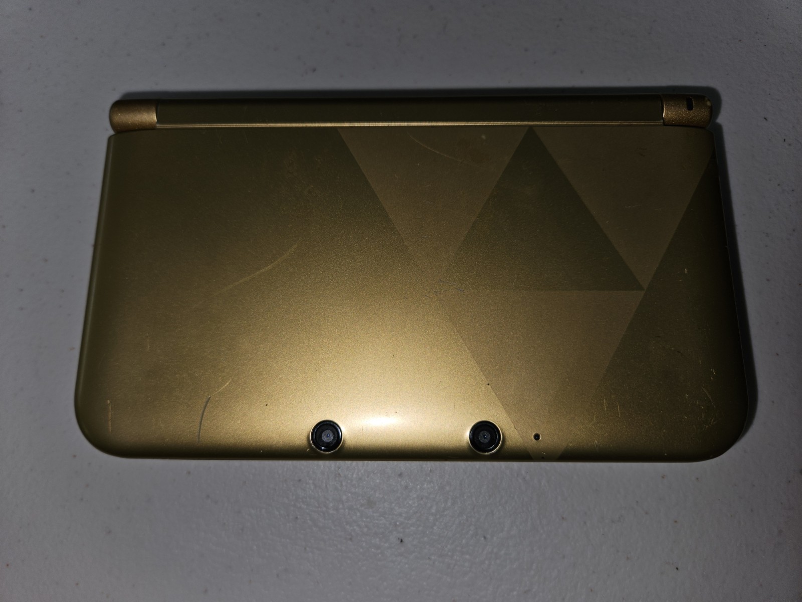 [READ] Nintendo 3DS XL Gold/Black System w/ Charger – Volume Slider NOT working