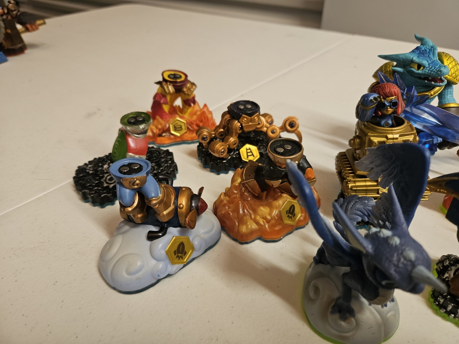 Skylanders Swappers Lot of 15 Swap-Force Activision Figures And Accessories