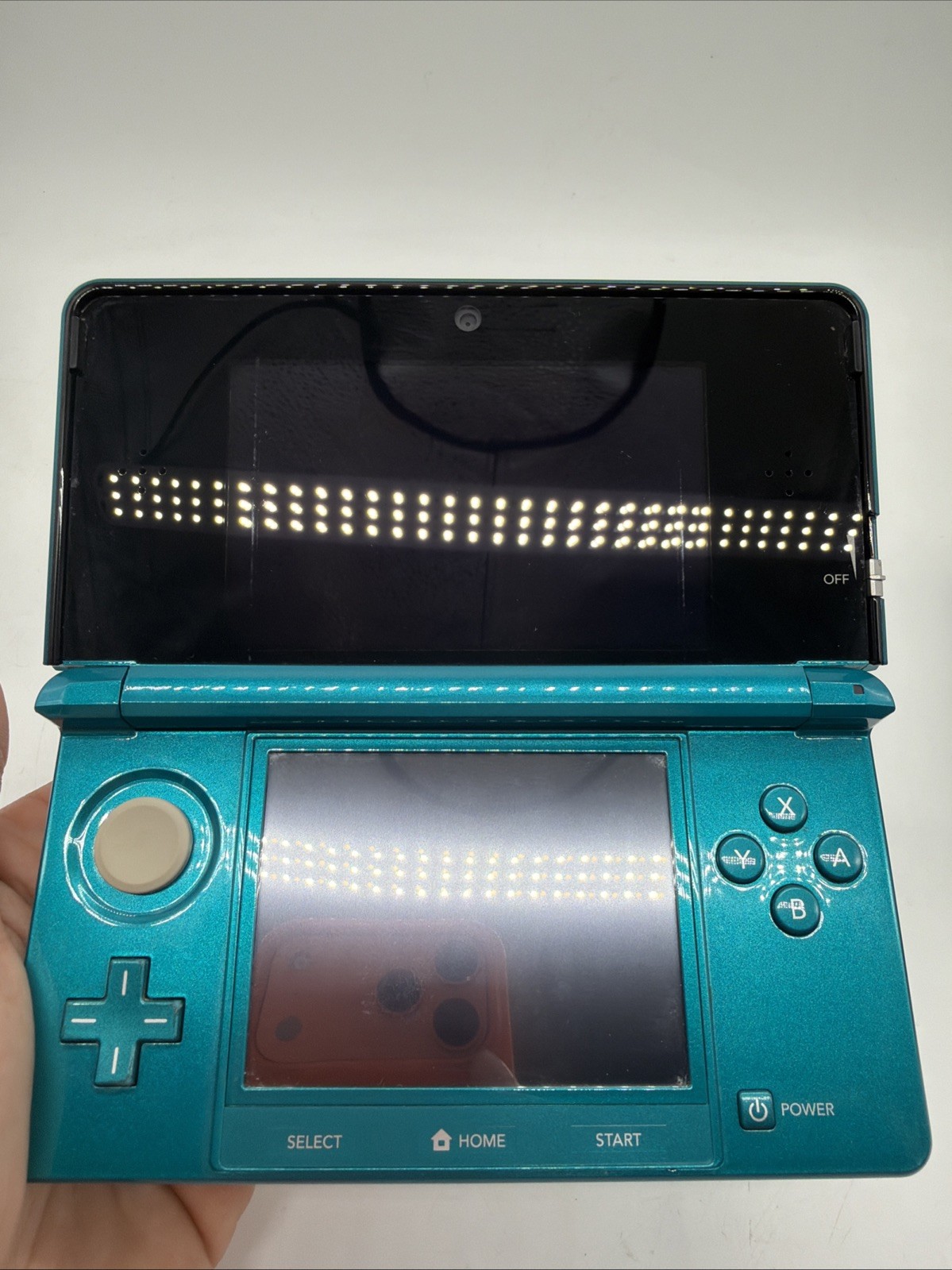 Nintendo 3DS 2GB Aqua Blue Handheld Console With Charger, Case Works Great Mint
