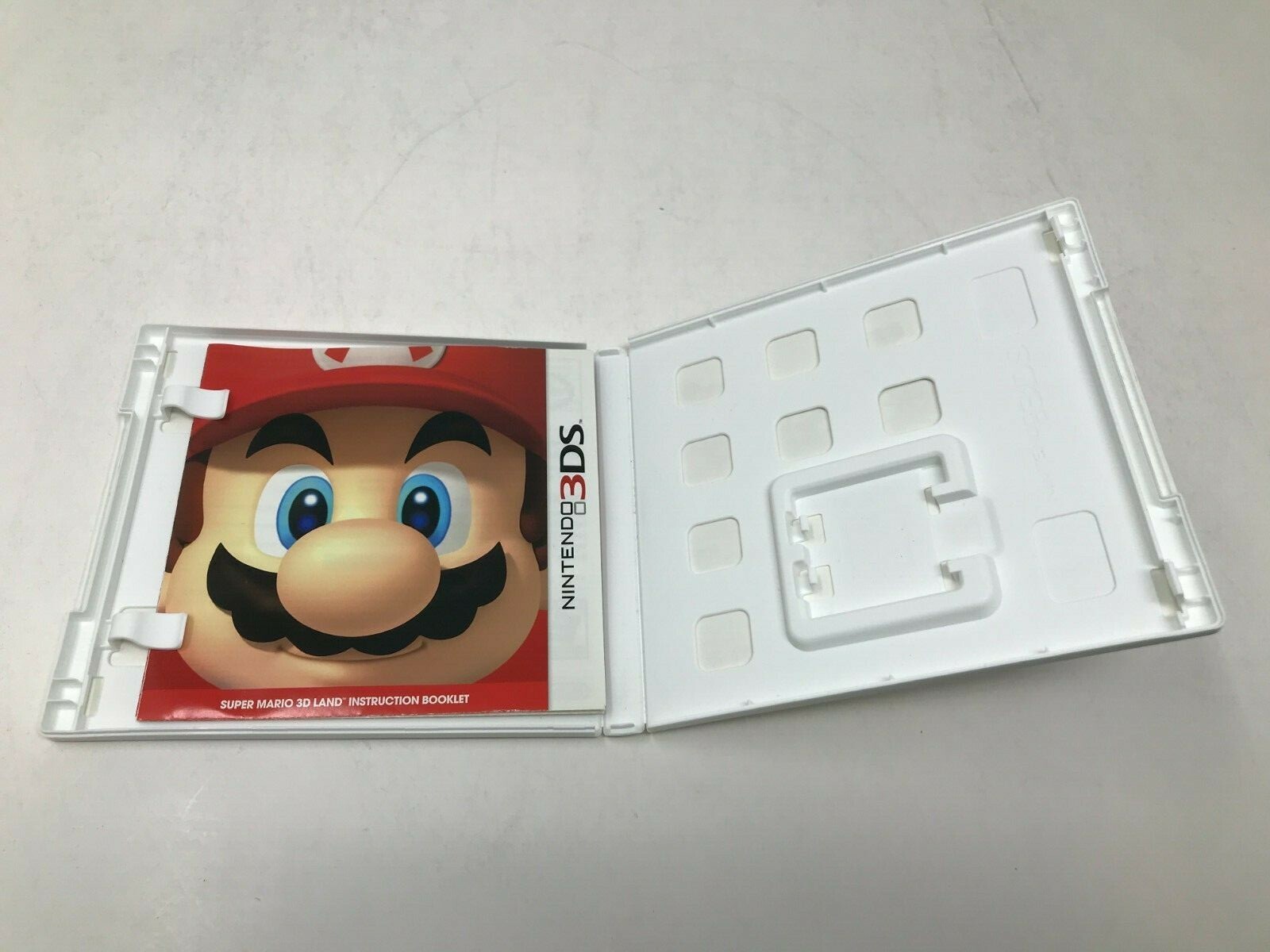 Case and Manual Only *NO GAME* Super Mario 3D Land Nintendo 3DS Authentic