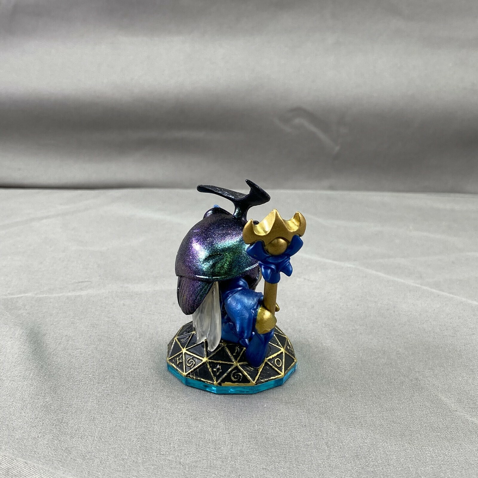 SKYLANDERS SWAP FORCE – DUNE BUG Magic Element Loose Figure with Card