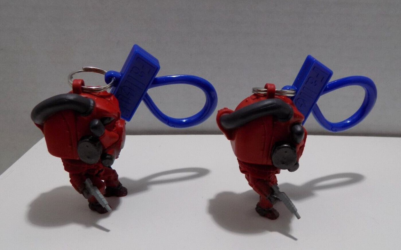 L/2 Video Game Keychain Backpack Clip On Figures Fallout 76 Red X-01 Power Armor