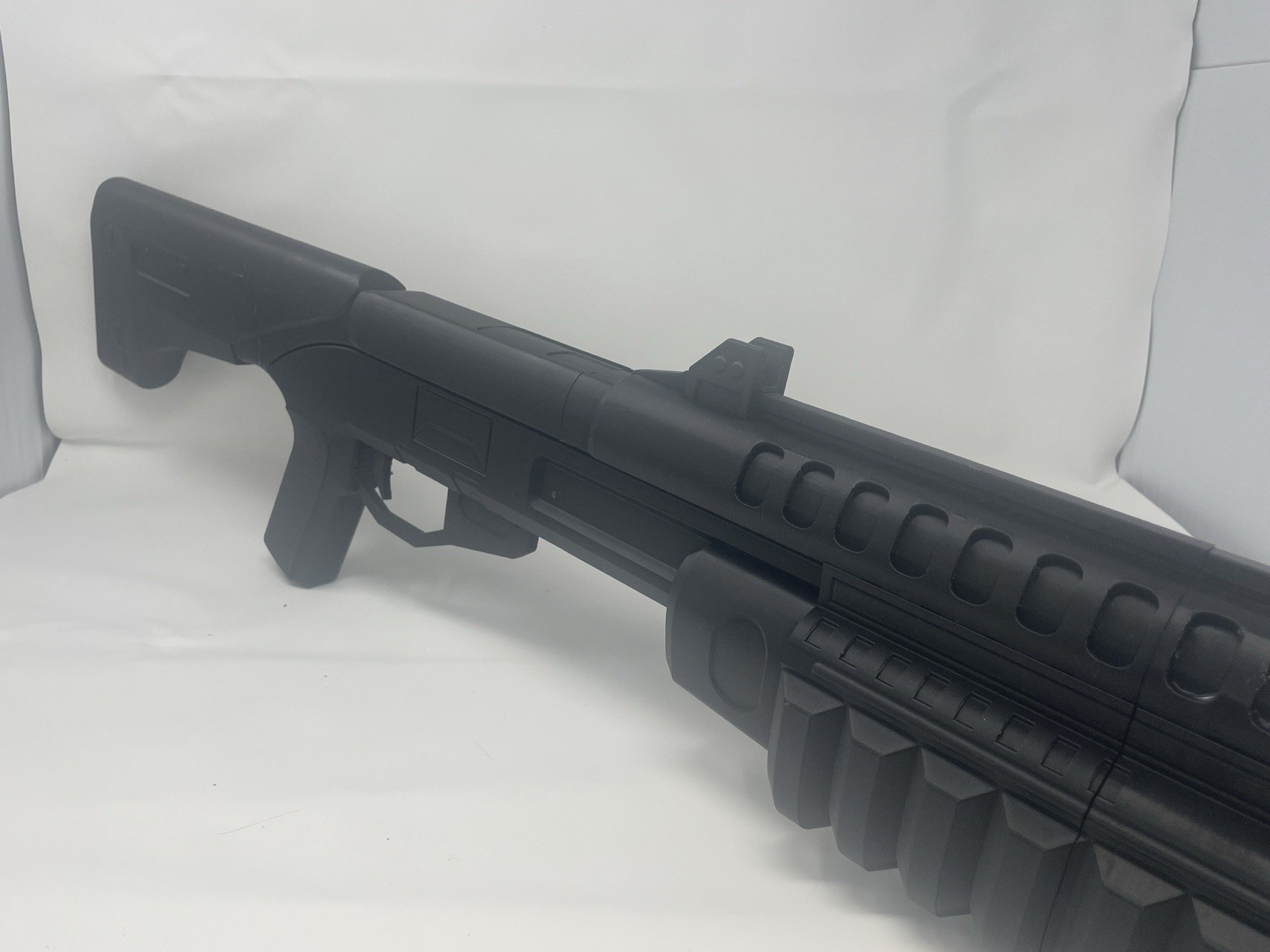 Halo Reach m90 shotgun lifesized plastic toy prop for cosplay or display