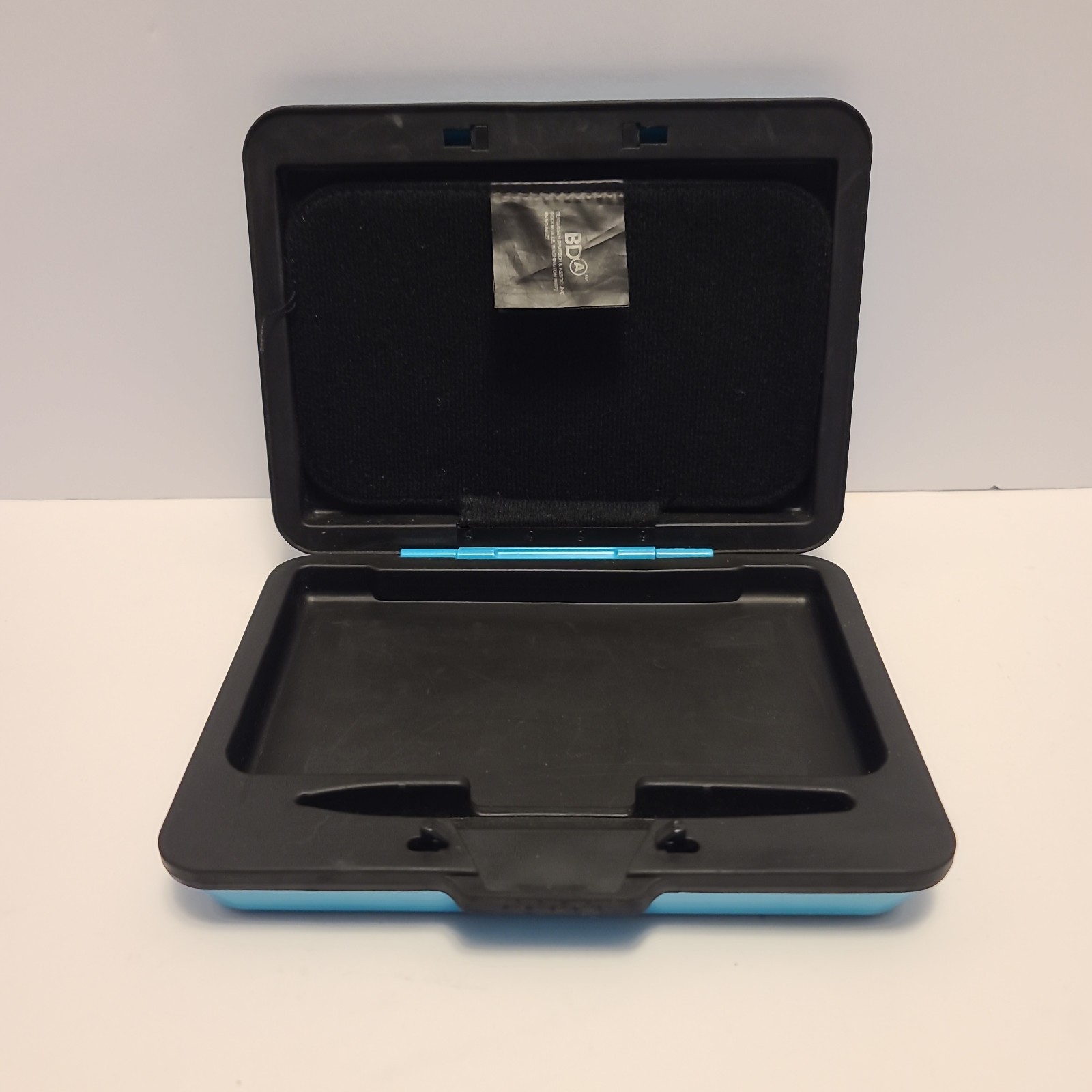 Nintendo 3DS OEM Handheld Hard Shell Case Light Blue Used DS
