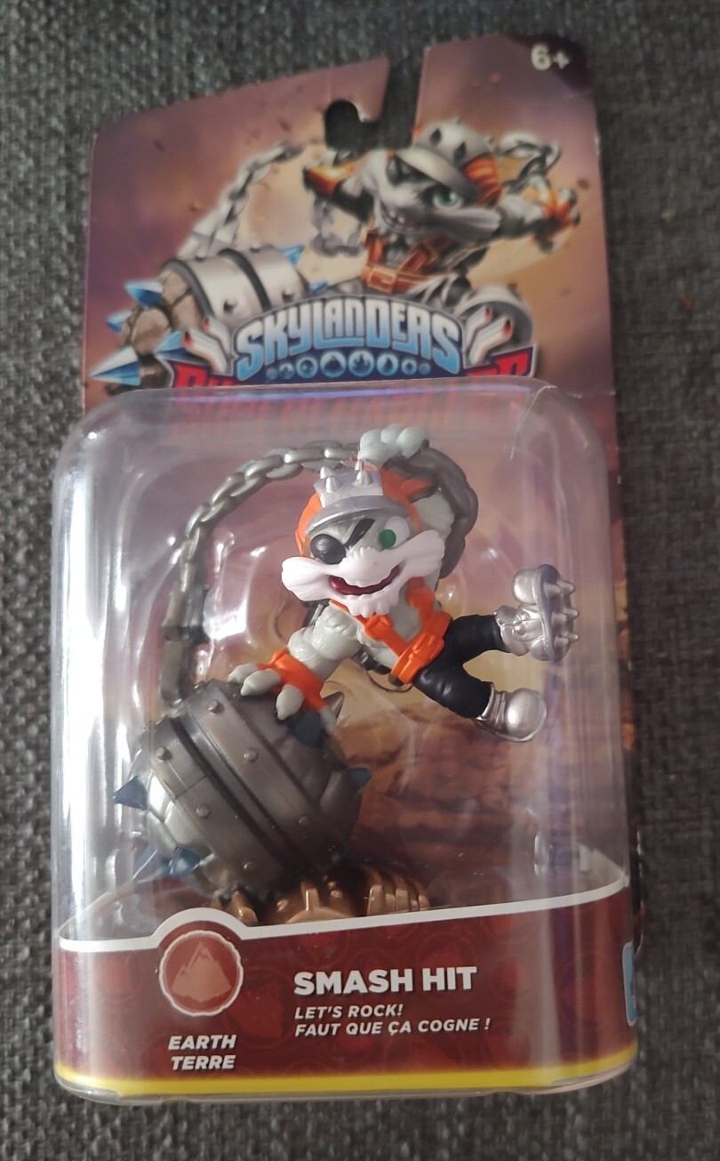 Smash Hit Skylanders Superchargers Character Figure NIP