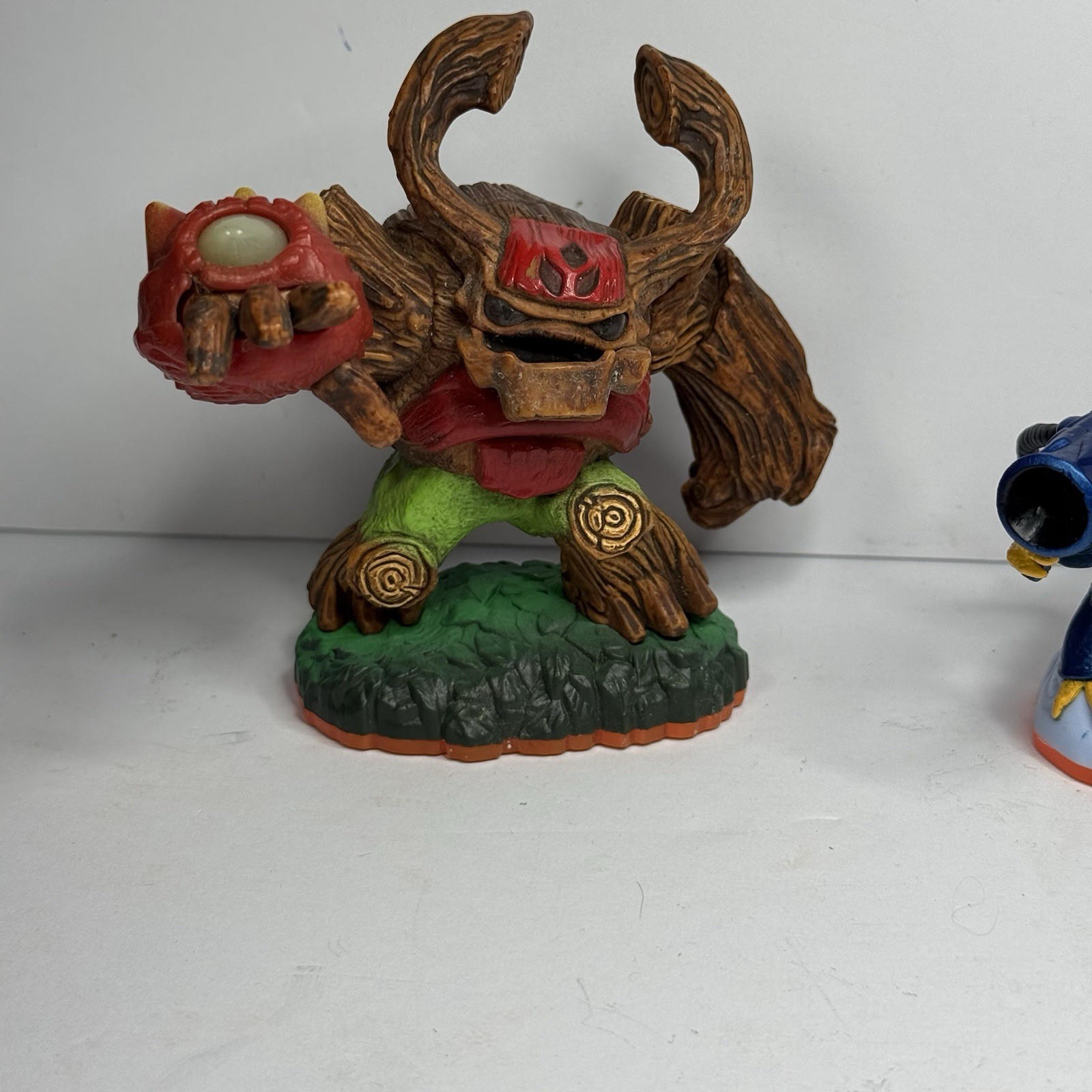 Skylanders Giants Figure Lot Of 4 – Bouncer Jet Vac Crusher Tree Rex