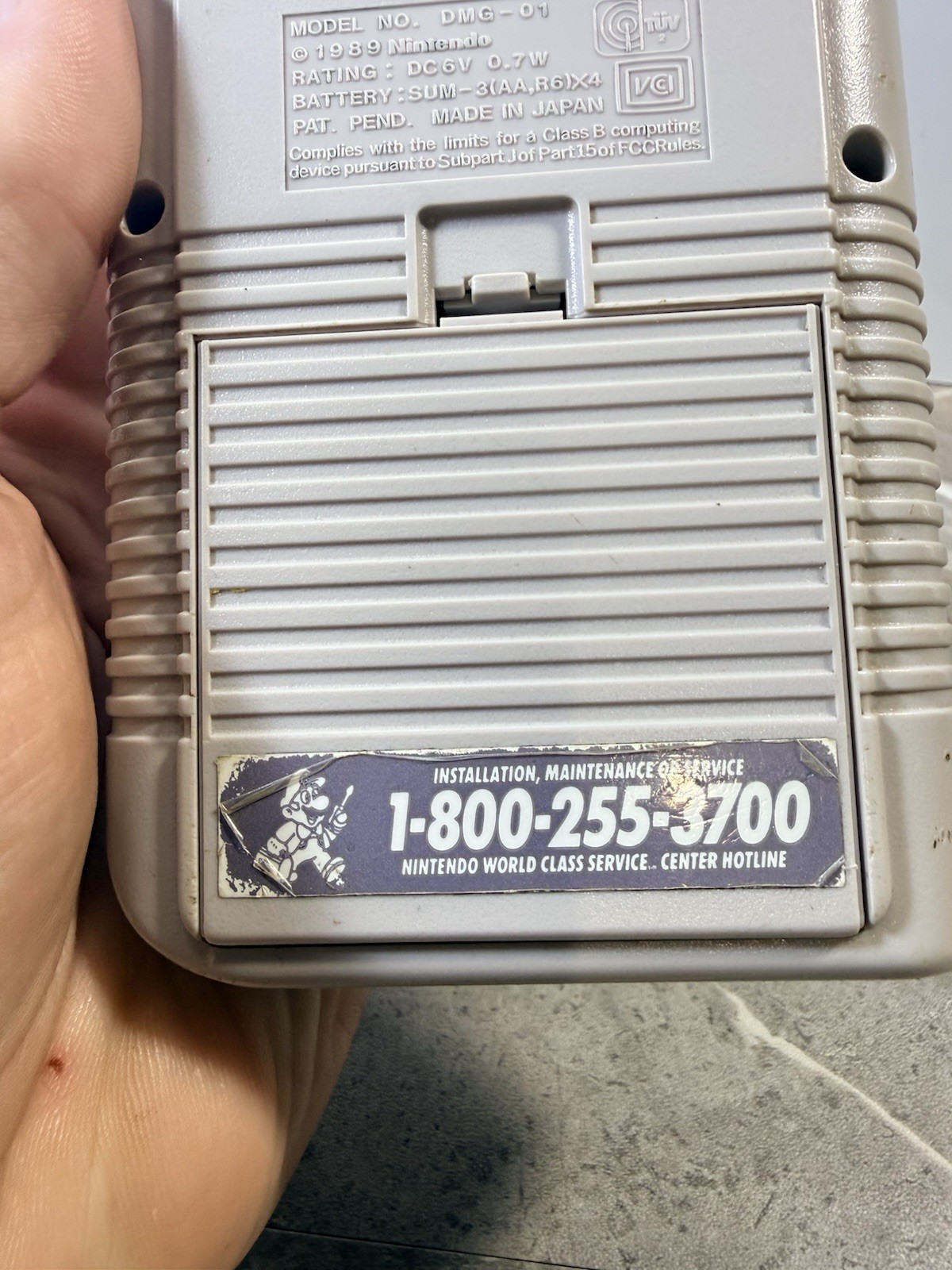 Original Nintendo Game Boy (DMG-01) – Powers On – CLEAN Battery Contacts Video