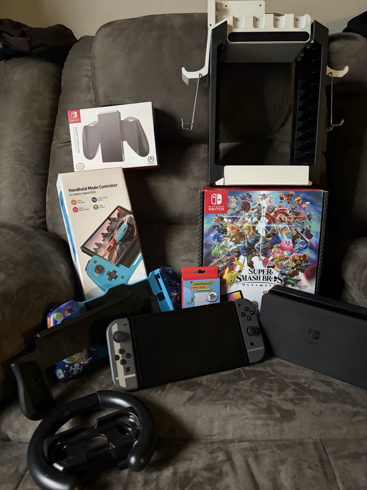 Nintendo Switch (OLED Model) Super Smash Bros. Bundle 64GB Console – Gray