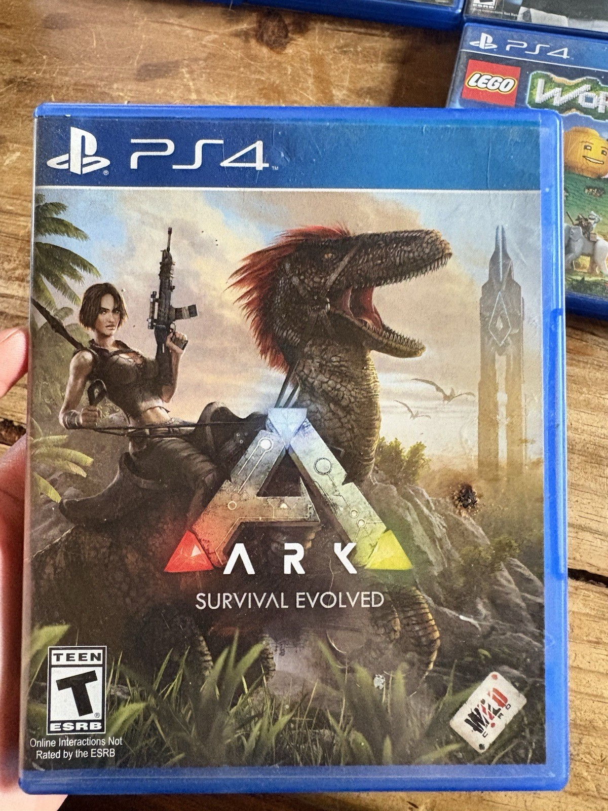Studio Wildcard Ark Survival Evolved PS4 Multiplayer Online Adventure Game
