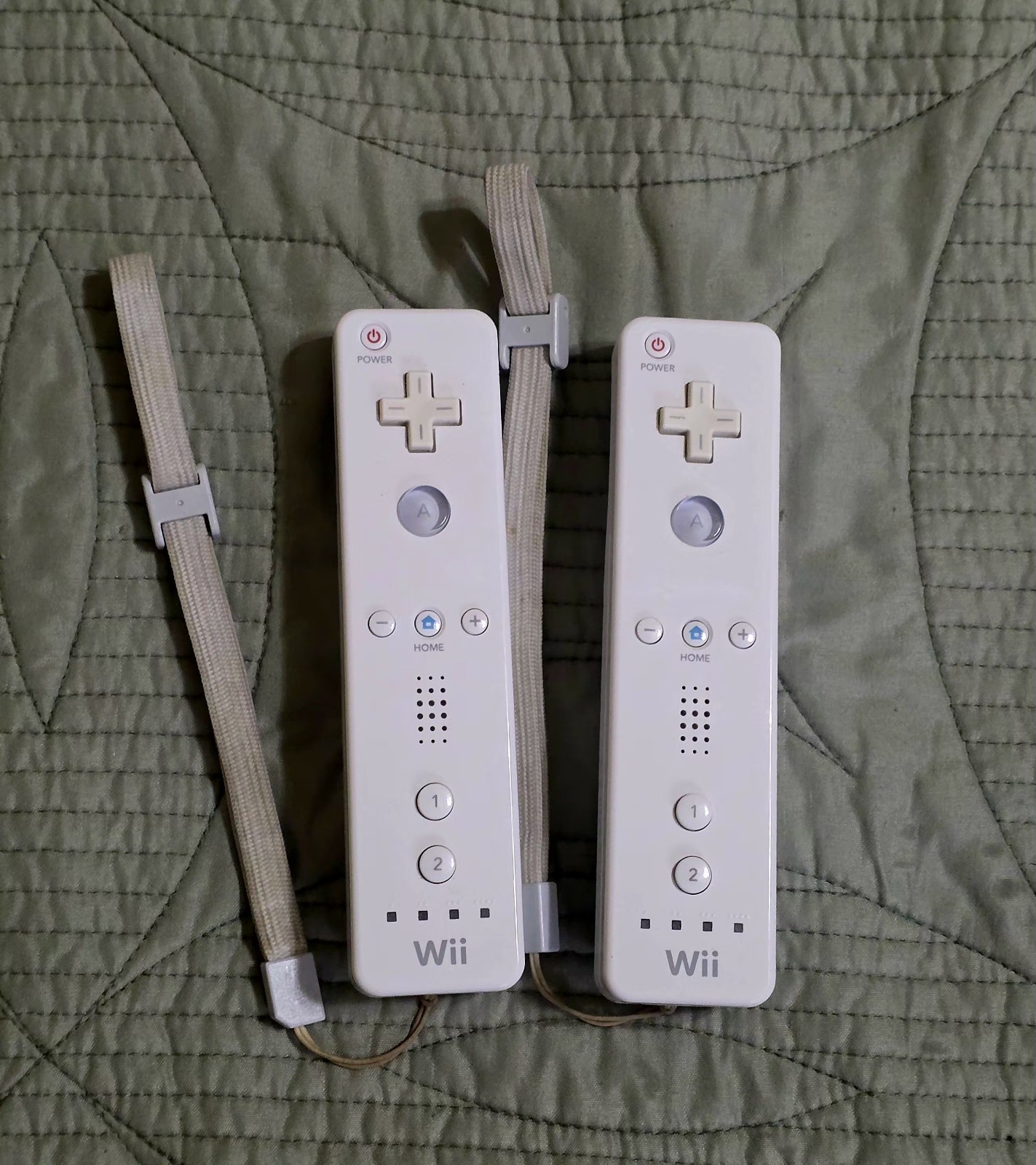 Nintendo Wii RVL-001 Console Bundle – Tested