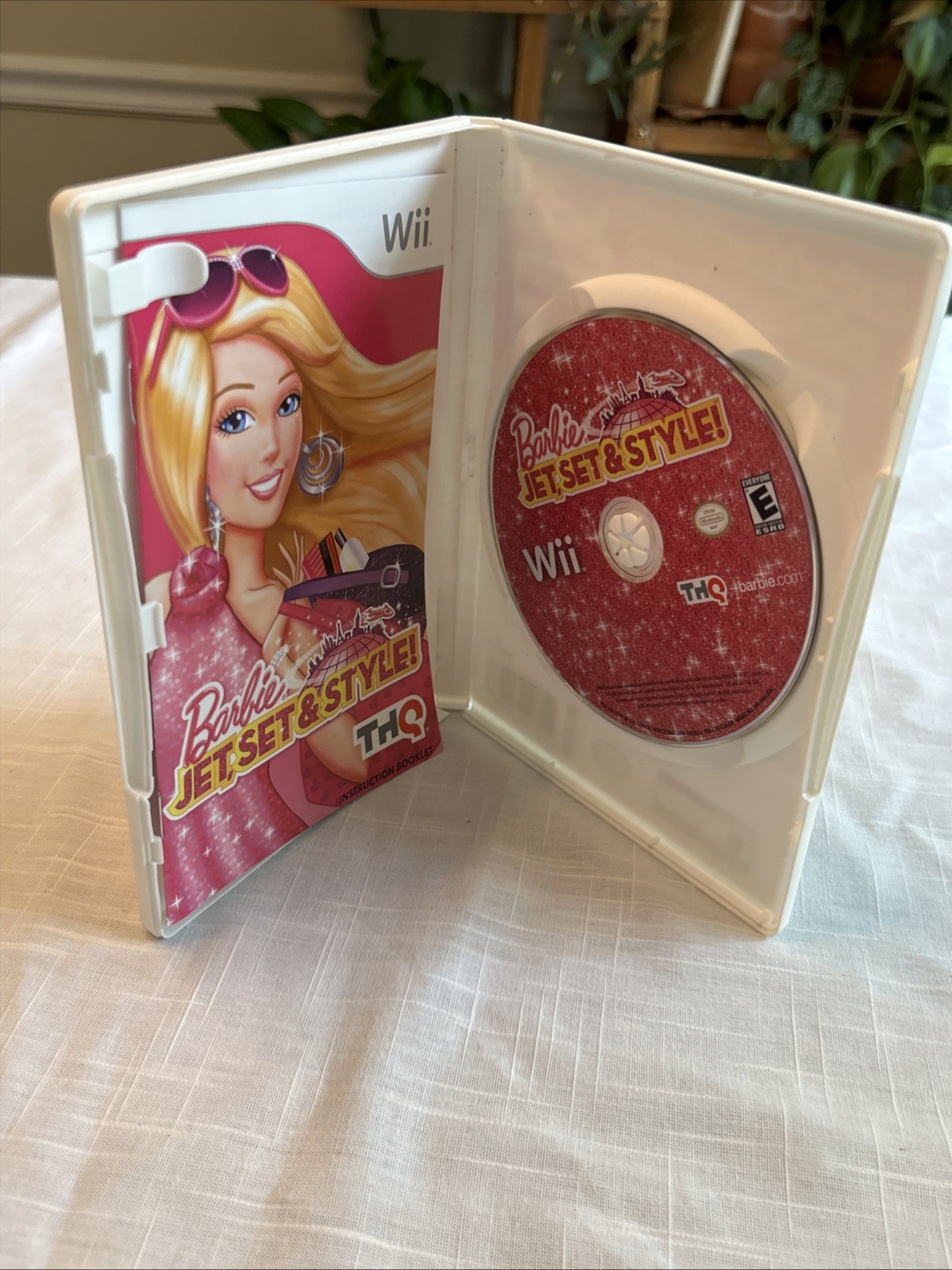 Barbie: Jet, Set & Style (Nintendo Wii, 2011) Complete Tested Working Free Ship