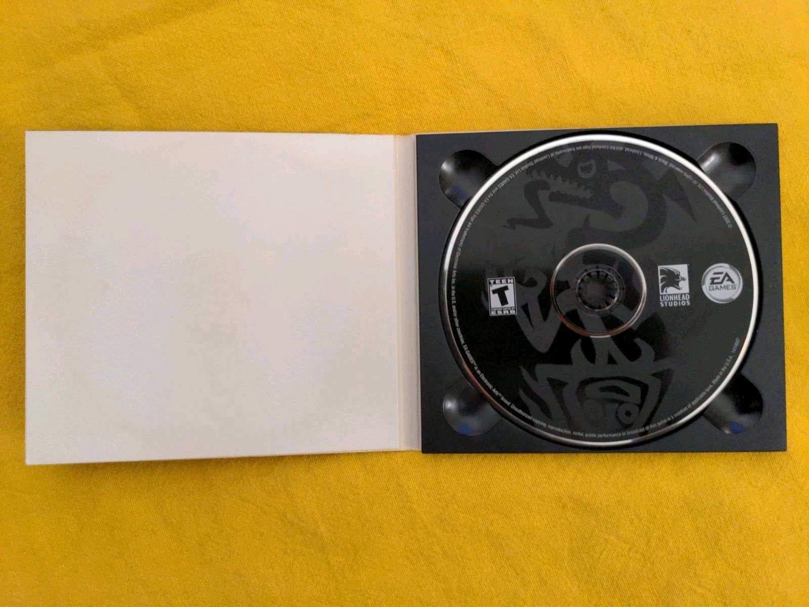 Black & White (PC, 2001) Case and CD-ROM Only