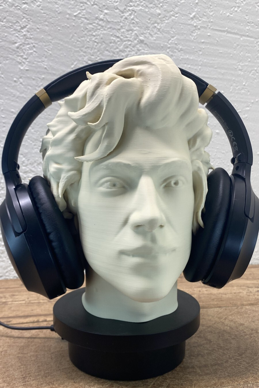 Rogue Vampire Headphone Stand | Baldur’s Gate Gaming Display l BG3 Astar Bust